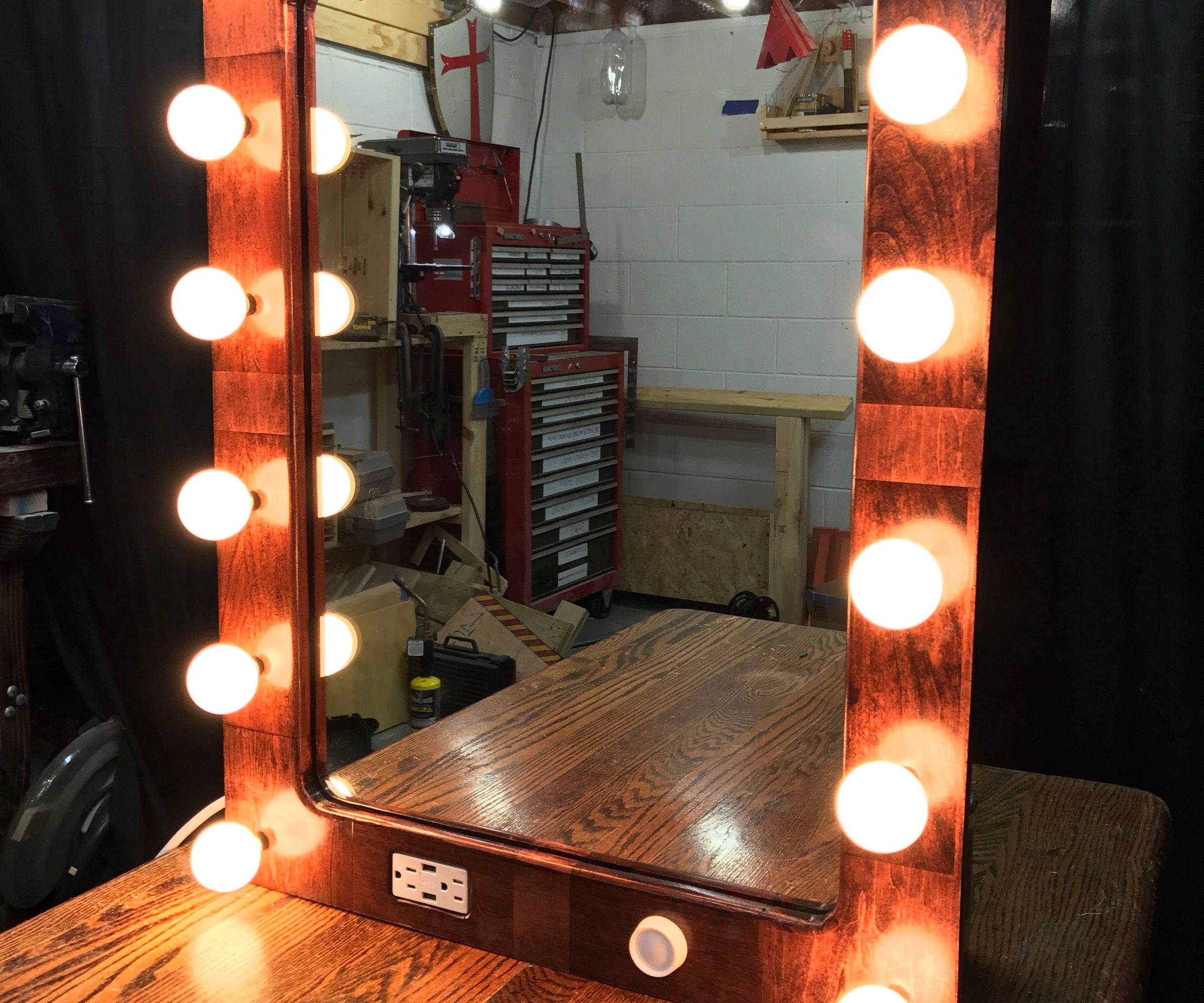 "hollywood" style lighted vanity. 1st instructable! DIY Project DIY Project Image