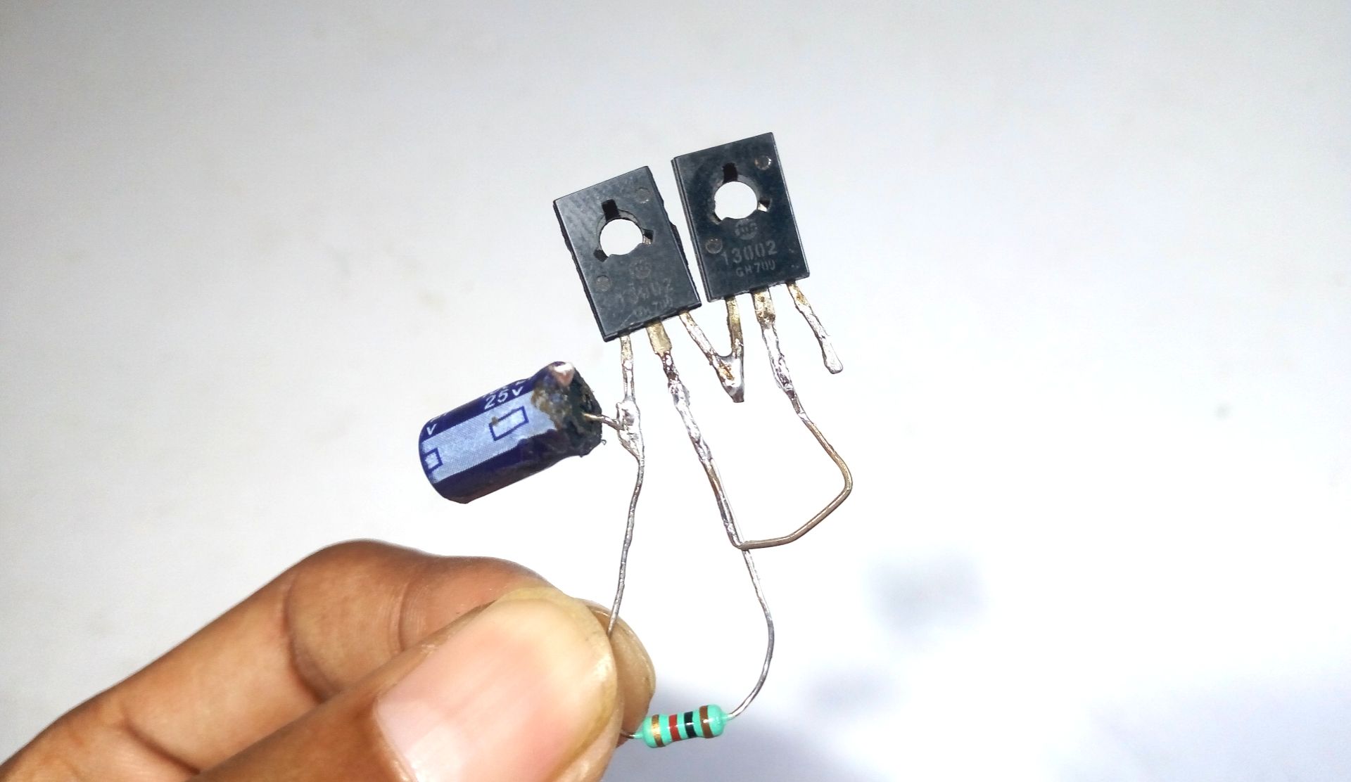 13002 Double Transistor Amplifier 9 Steps Instructables