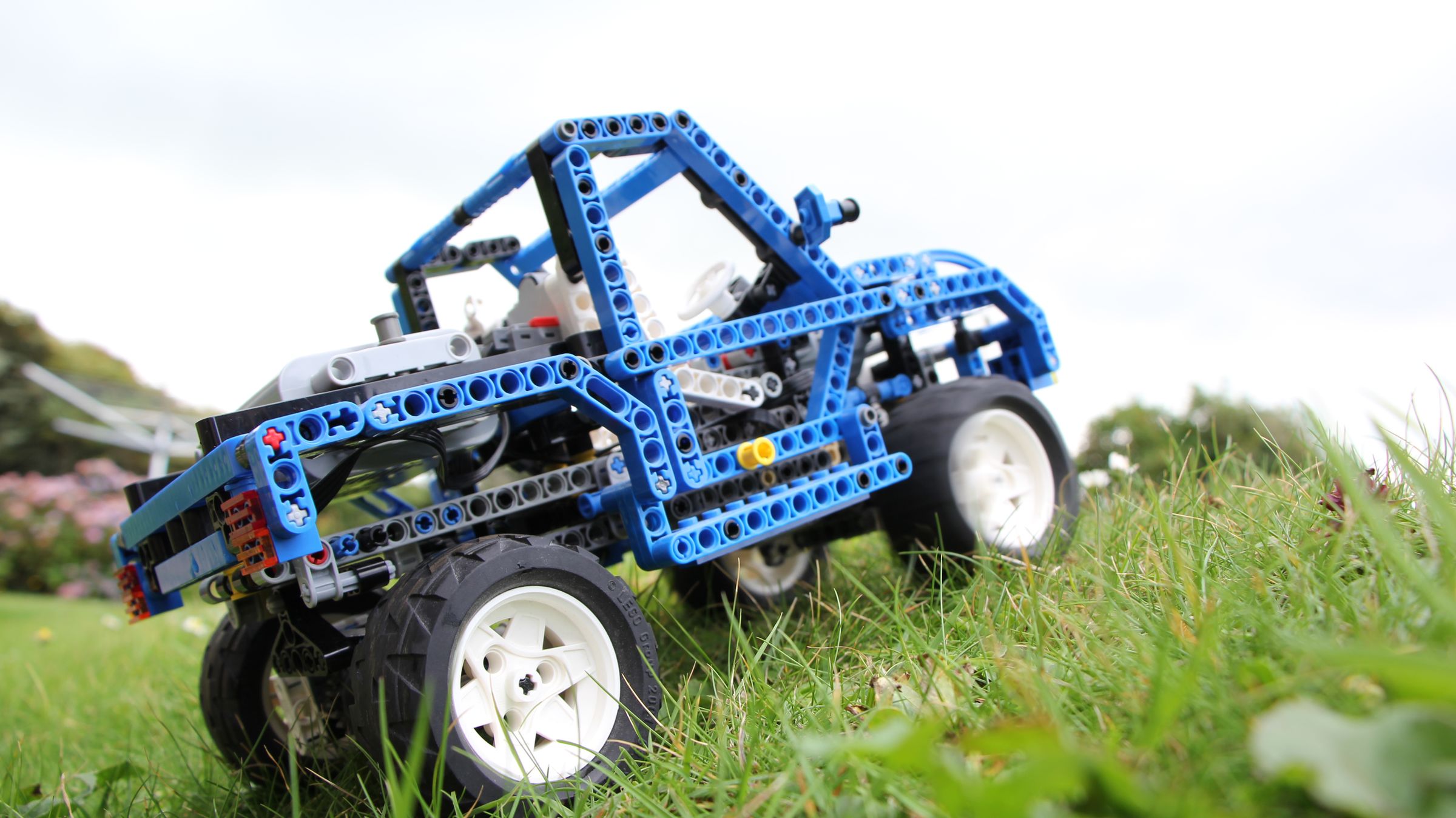 Lego Technic Remote Control Off Roader Version 2 Instructables