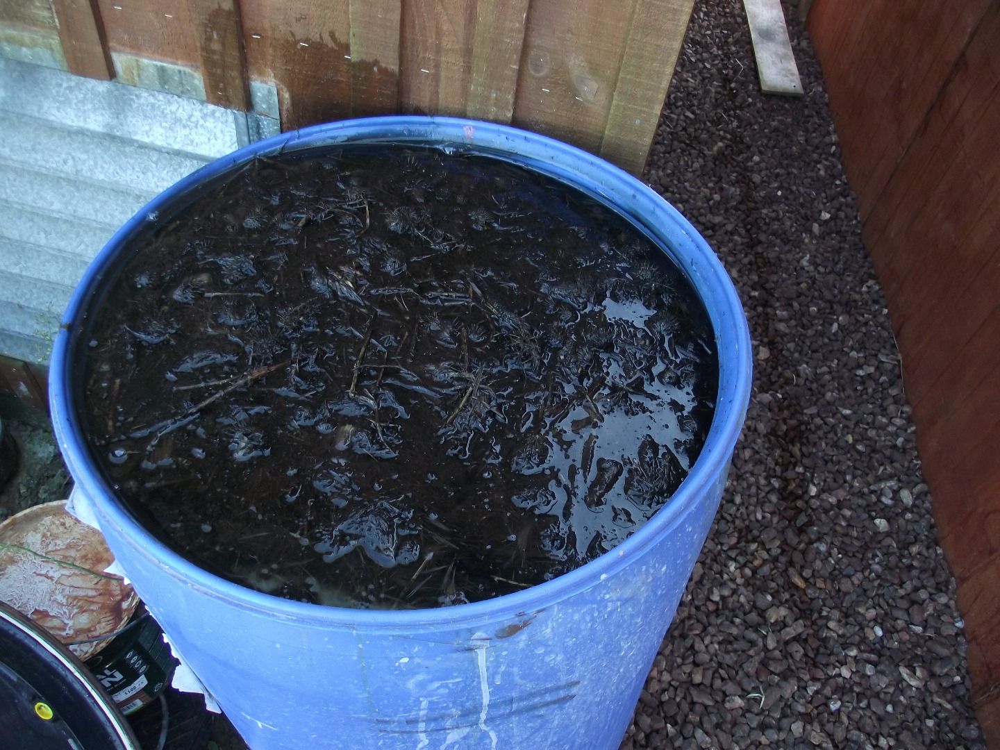Making Liquid Fertilizer From Weeds 3 Steps (with Pictures