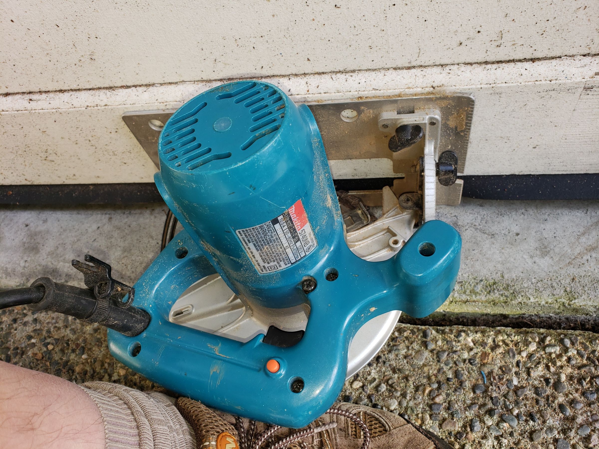 Fix Wooden Garage Door Gaps Due to Uneven Floor Instructables