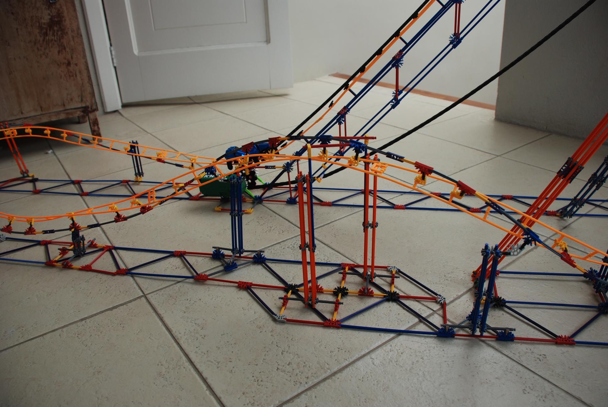 Electric Eel Knex Roller Coaster 12 Steps Instructables