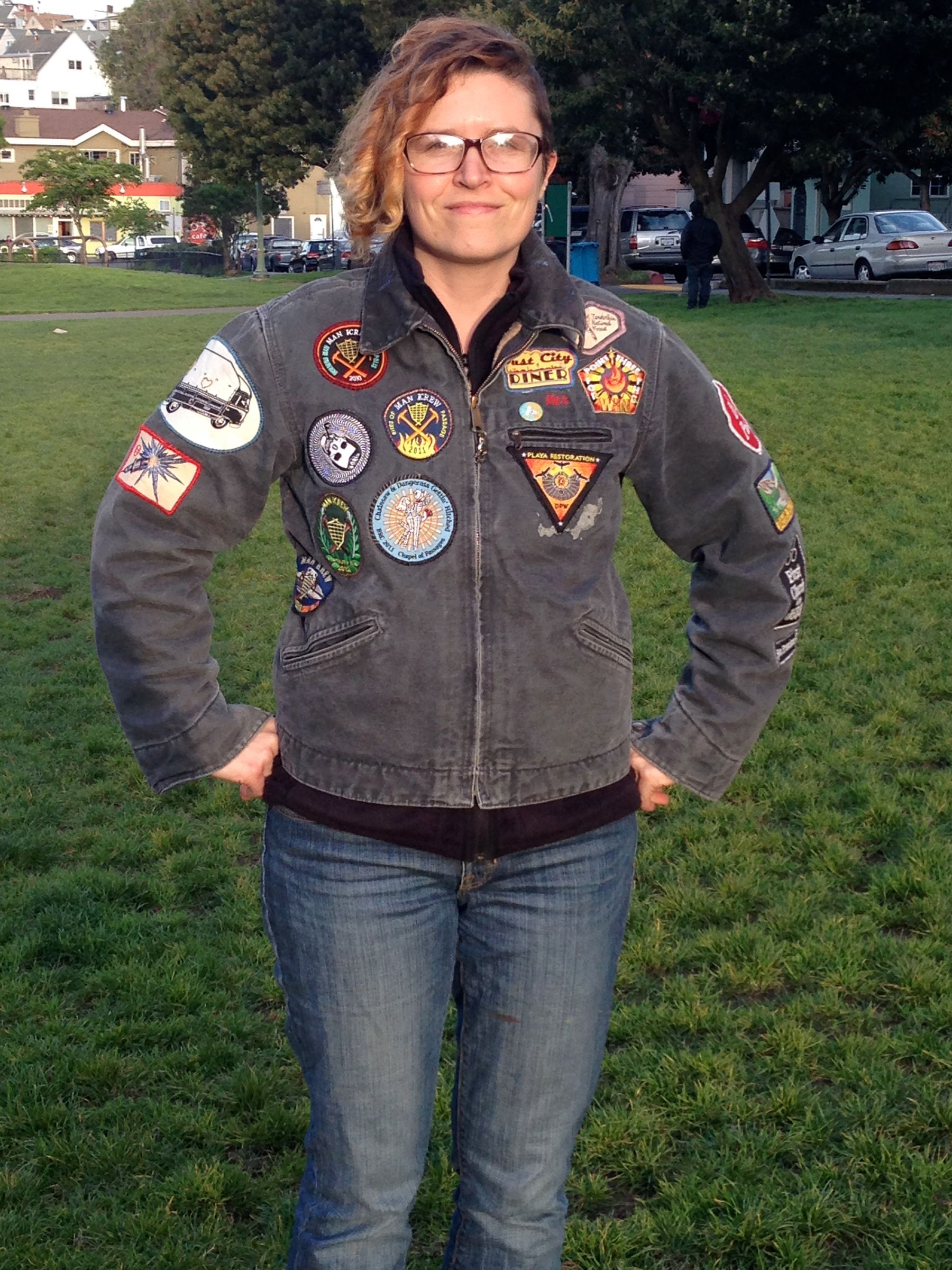 How to Take in a Carhartt Jacket : 10 