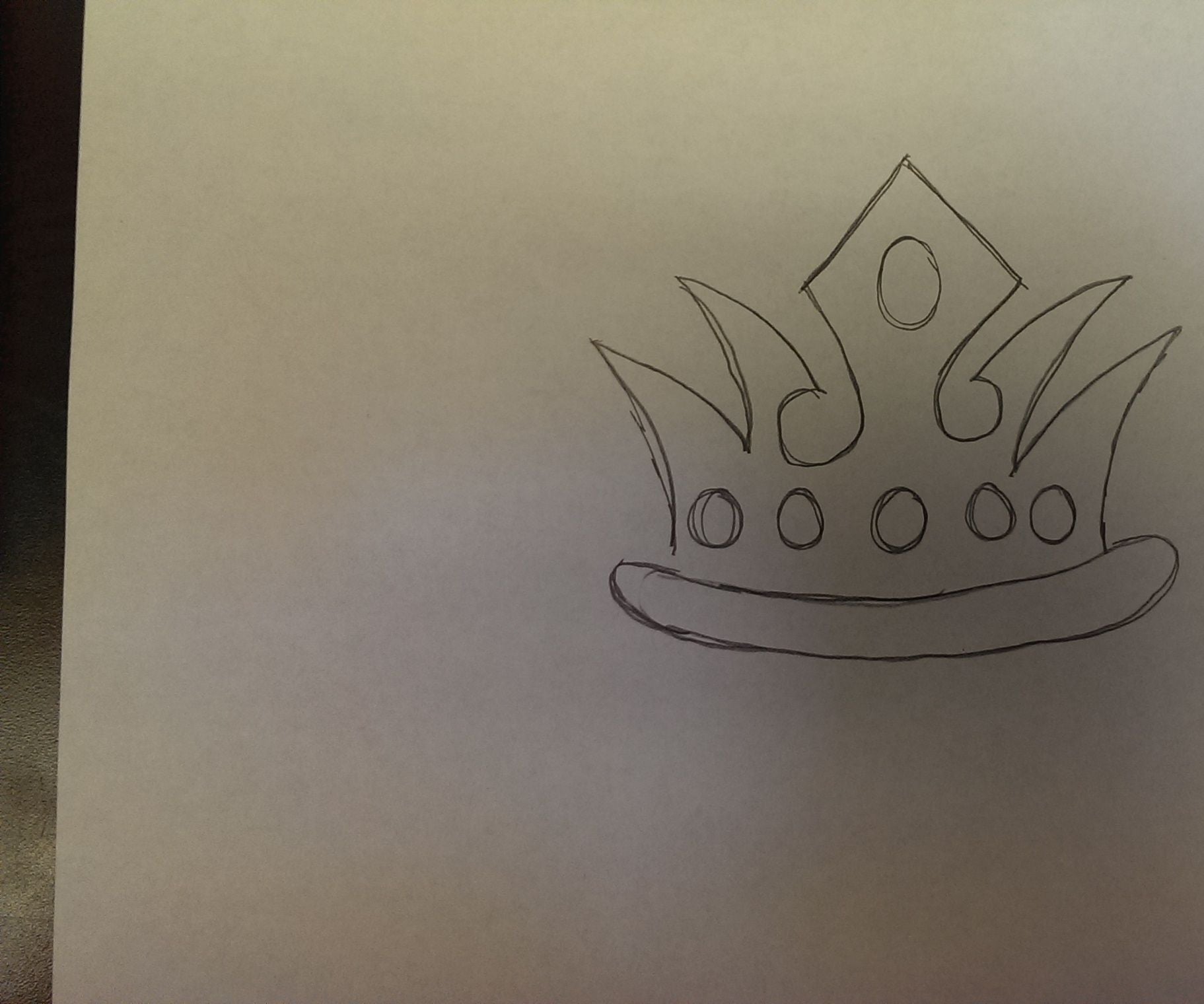 pics How To Draw A Crown On A Heart how to draw a crown 5 steps