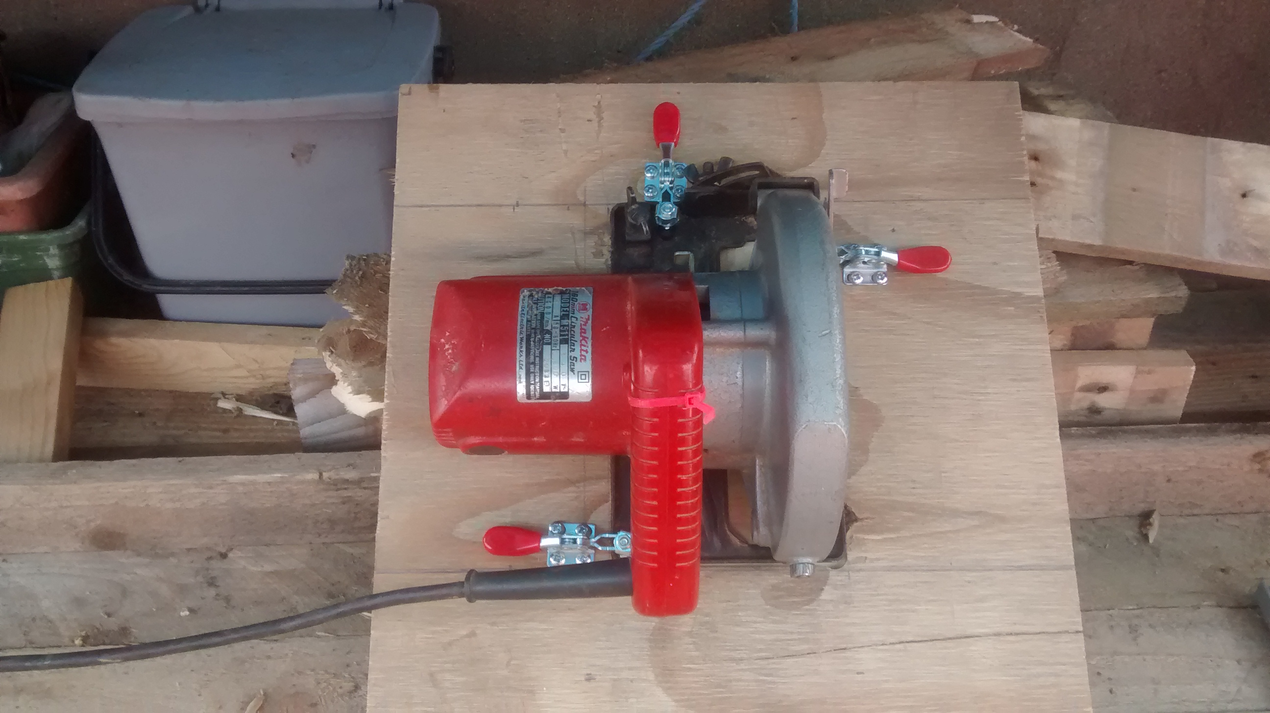 Table Saw (Circular Saw Mount) 6 Steps (with Pictures) Instructables