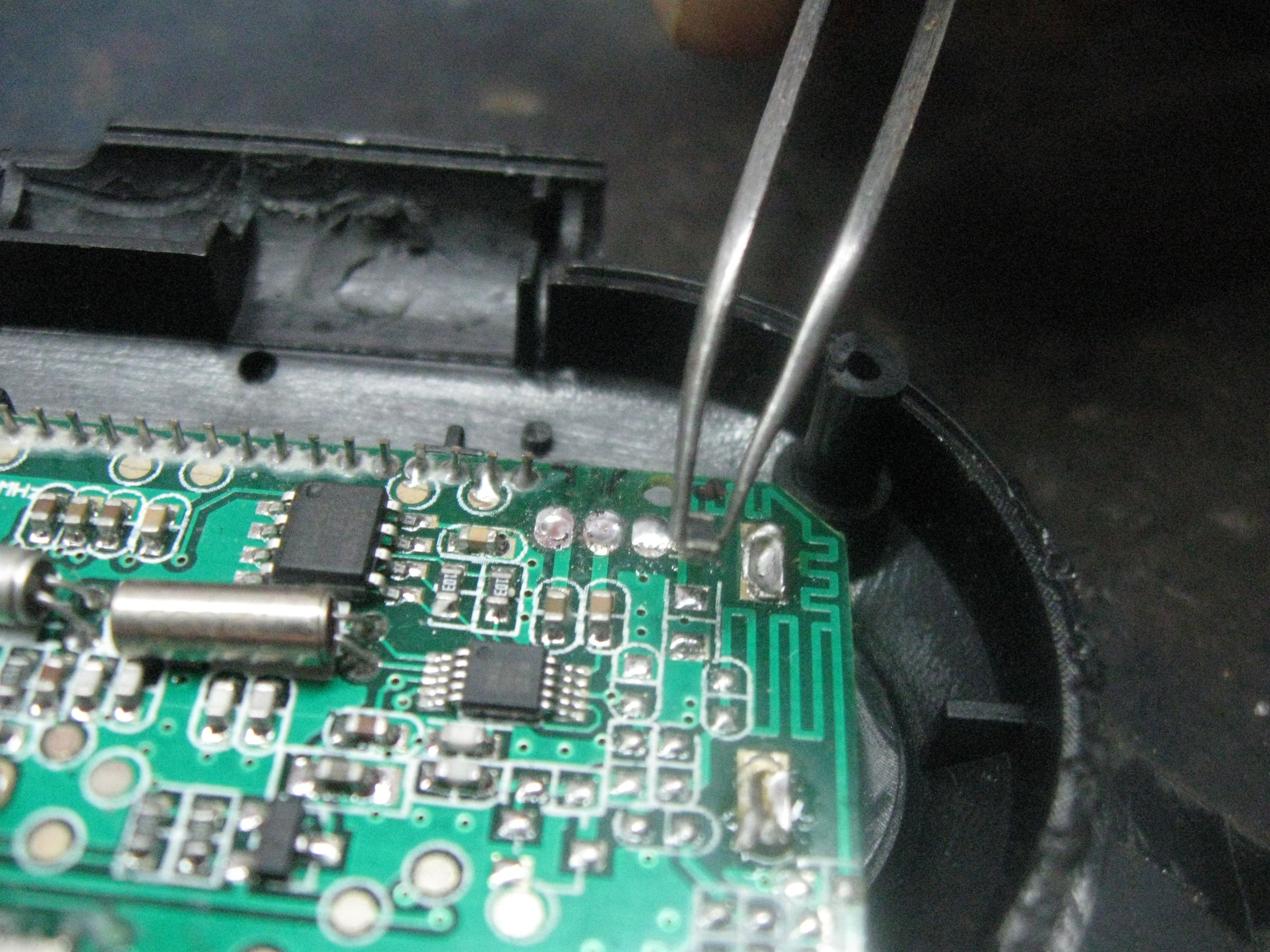 Hacking FM Transmitter 6 Steps (with Pictures) Instructables