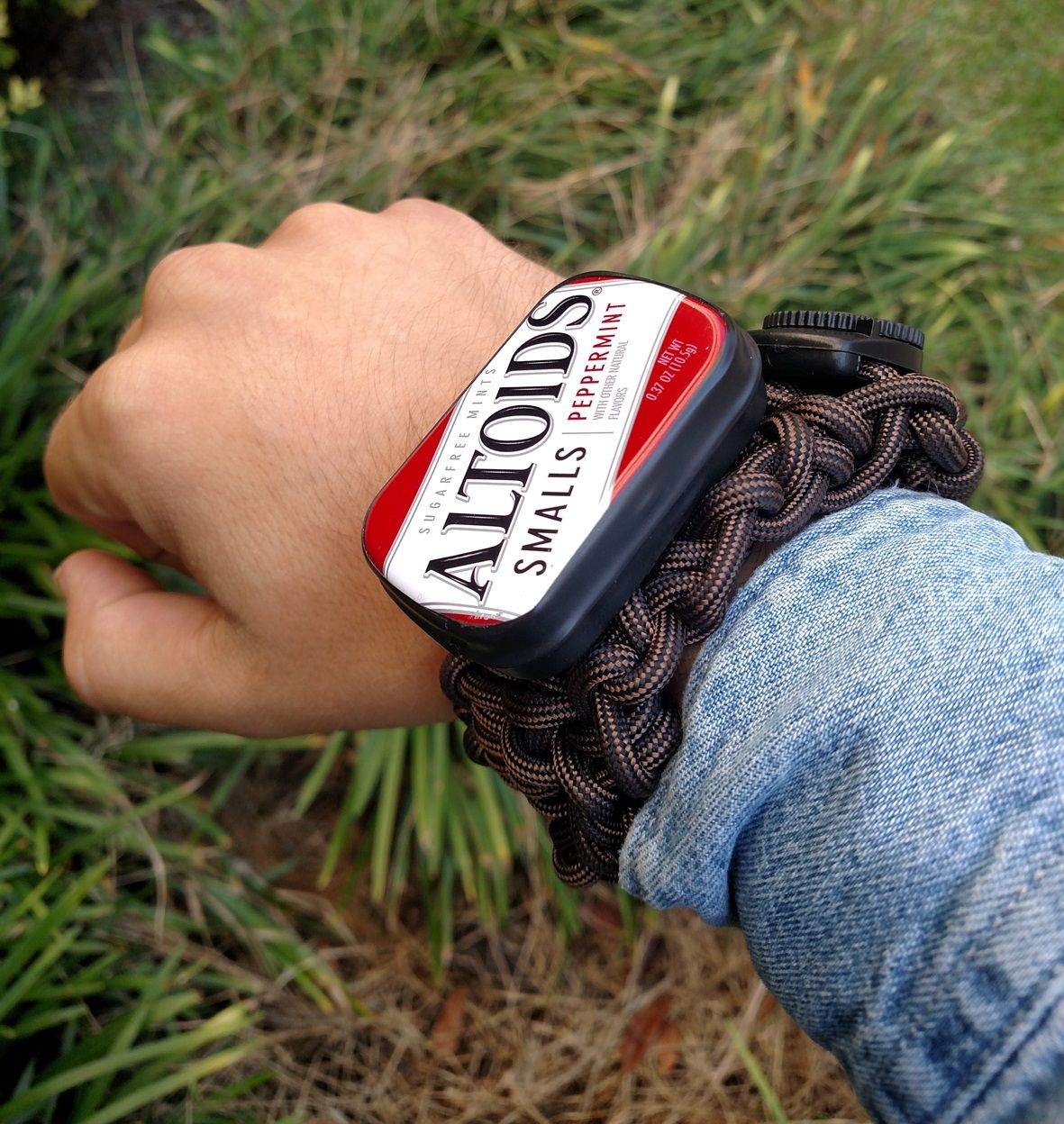 Ultimate Paracord Bracelet Survival Kit 7 Steps (with Pictures