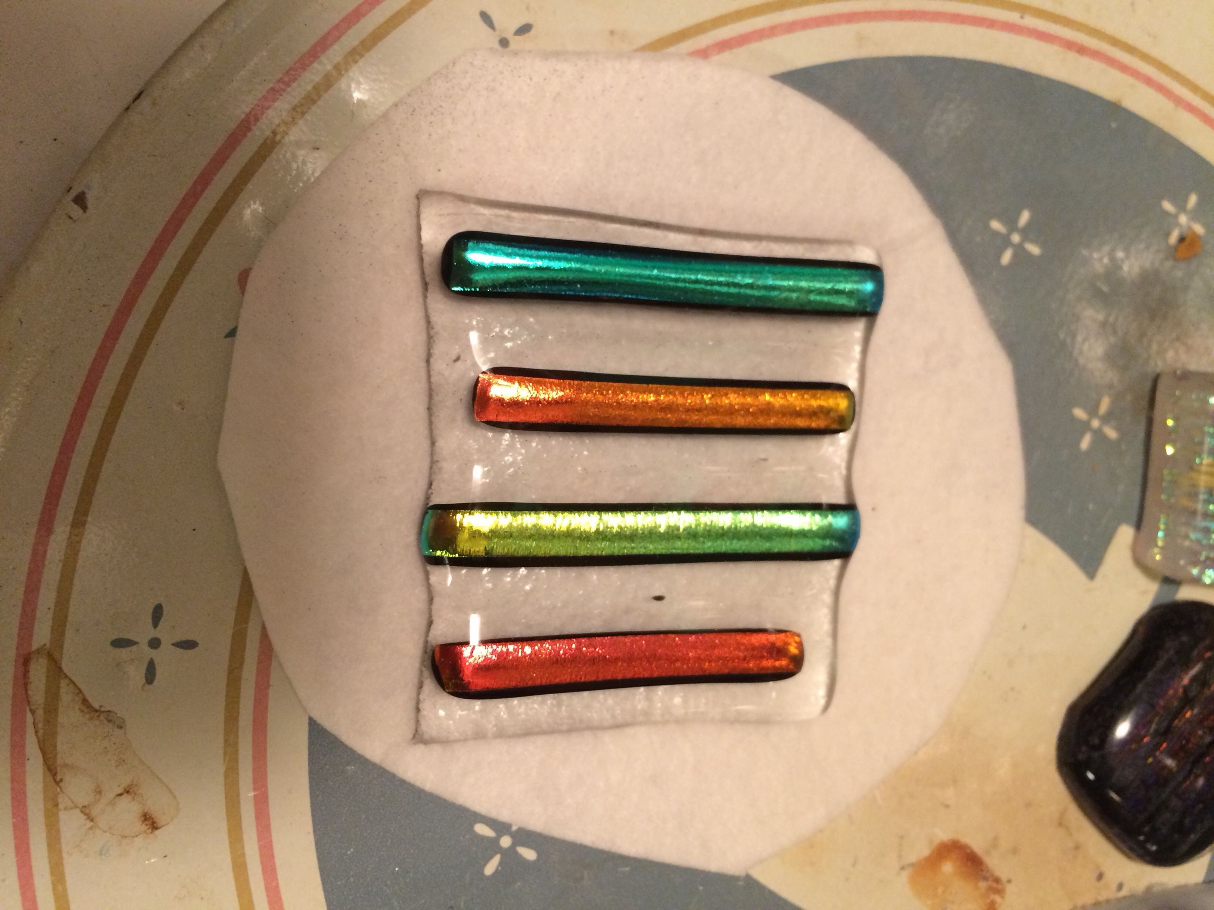 Adding Different Types of Stringers to Fused Glass 6 Steps (with
