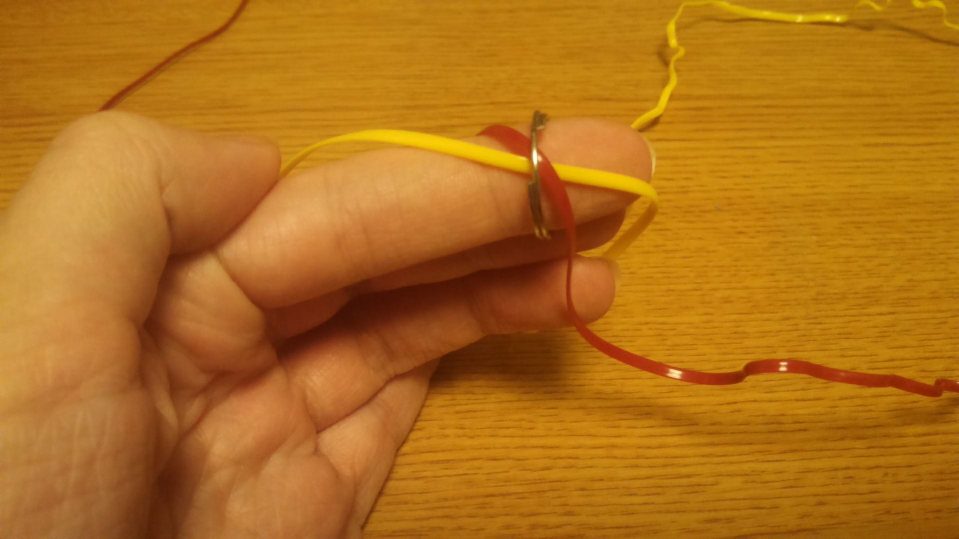 How to Weave Plastic Lacing Crafts 9 Steps Instructables