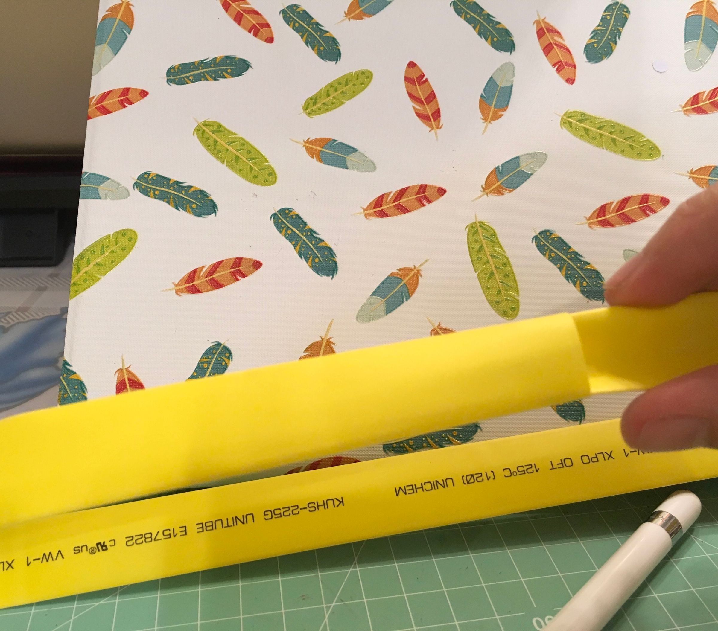 DIY guide for Apple pencil holder with step-by-step instructions