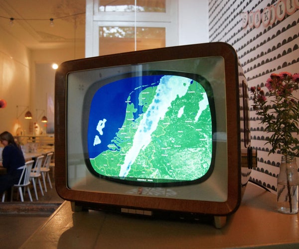 Ombrovision: Vintage Tv Turned Into Rainy Weather Alarm