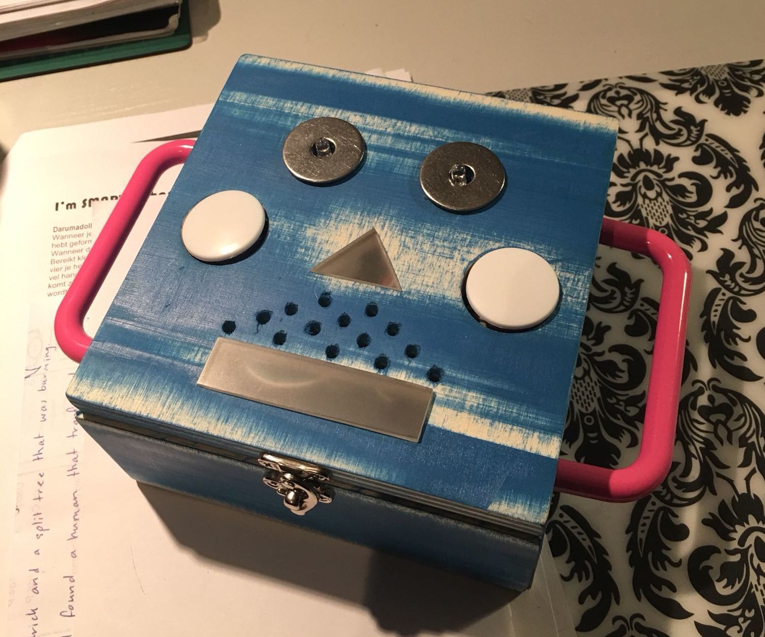 "hot potato" retro robot DIY Project DIY Project Image