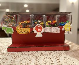 How to Make a Candy Dispenser Out of Cardboard!!!