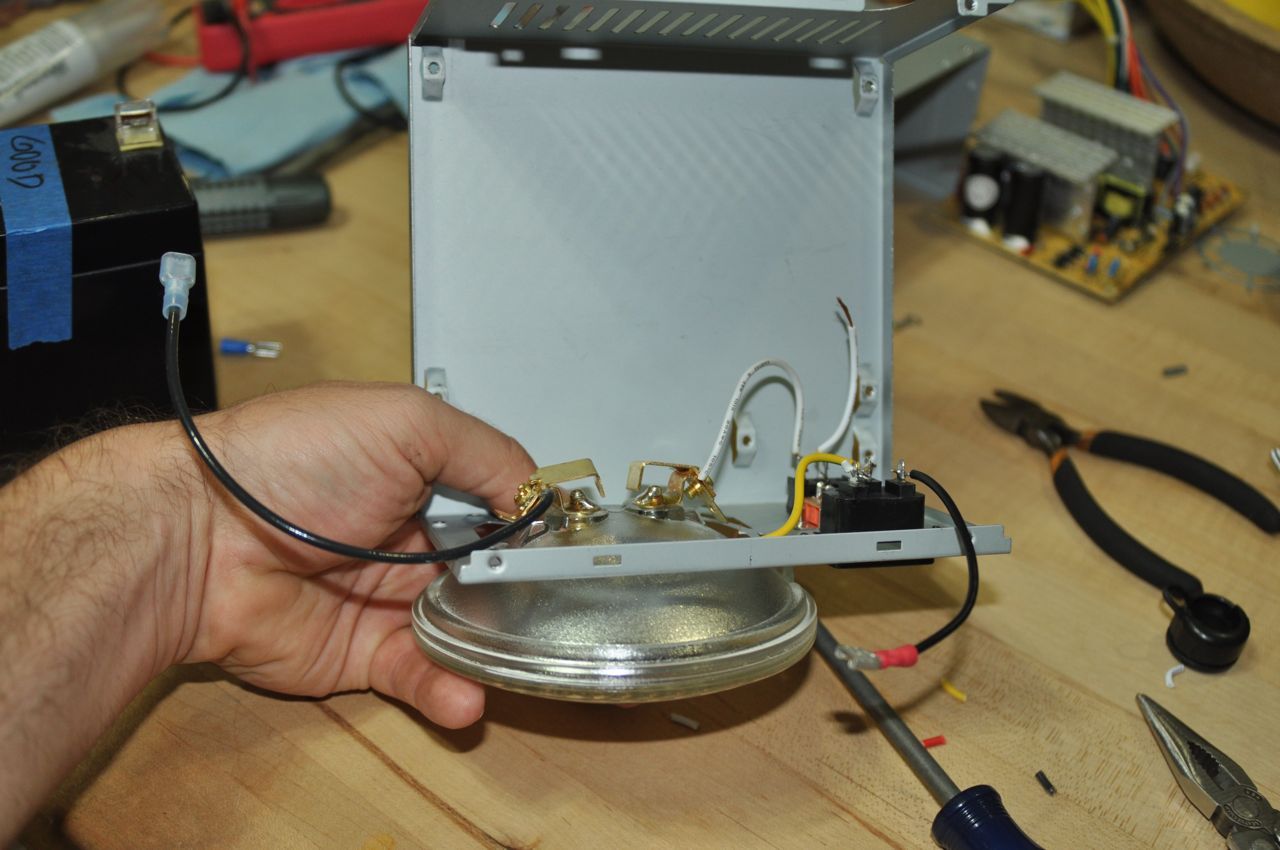 Hack-A-Lantern: Recycled Computer Power Supply Flashlight : 8 Steps ...