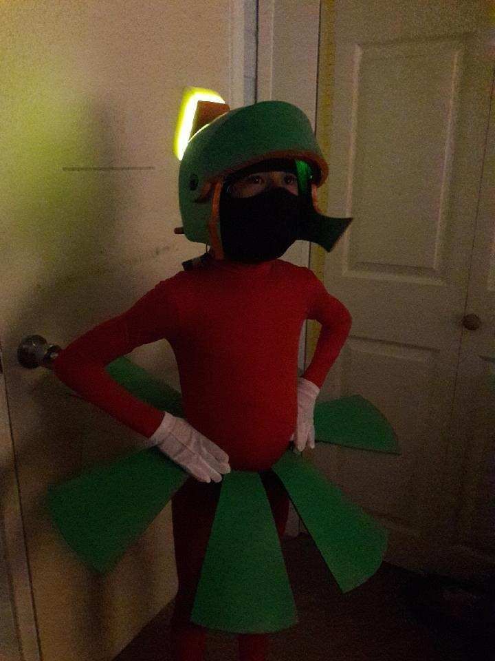 Diy Kids Marvin The Martian Costume 5 Steps With Pictures Instructables