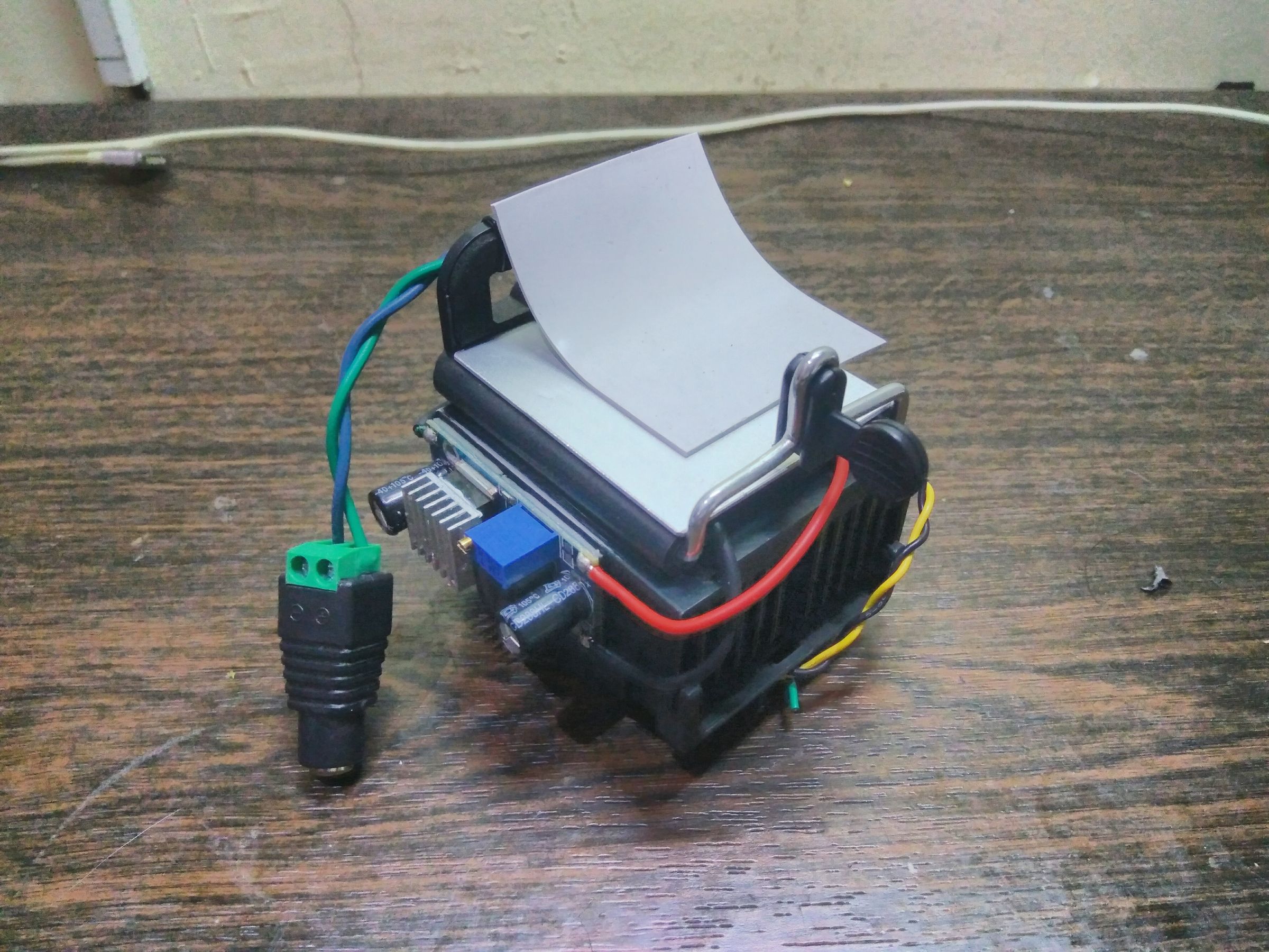 peltier can cooler