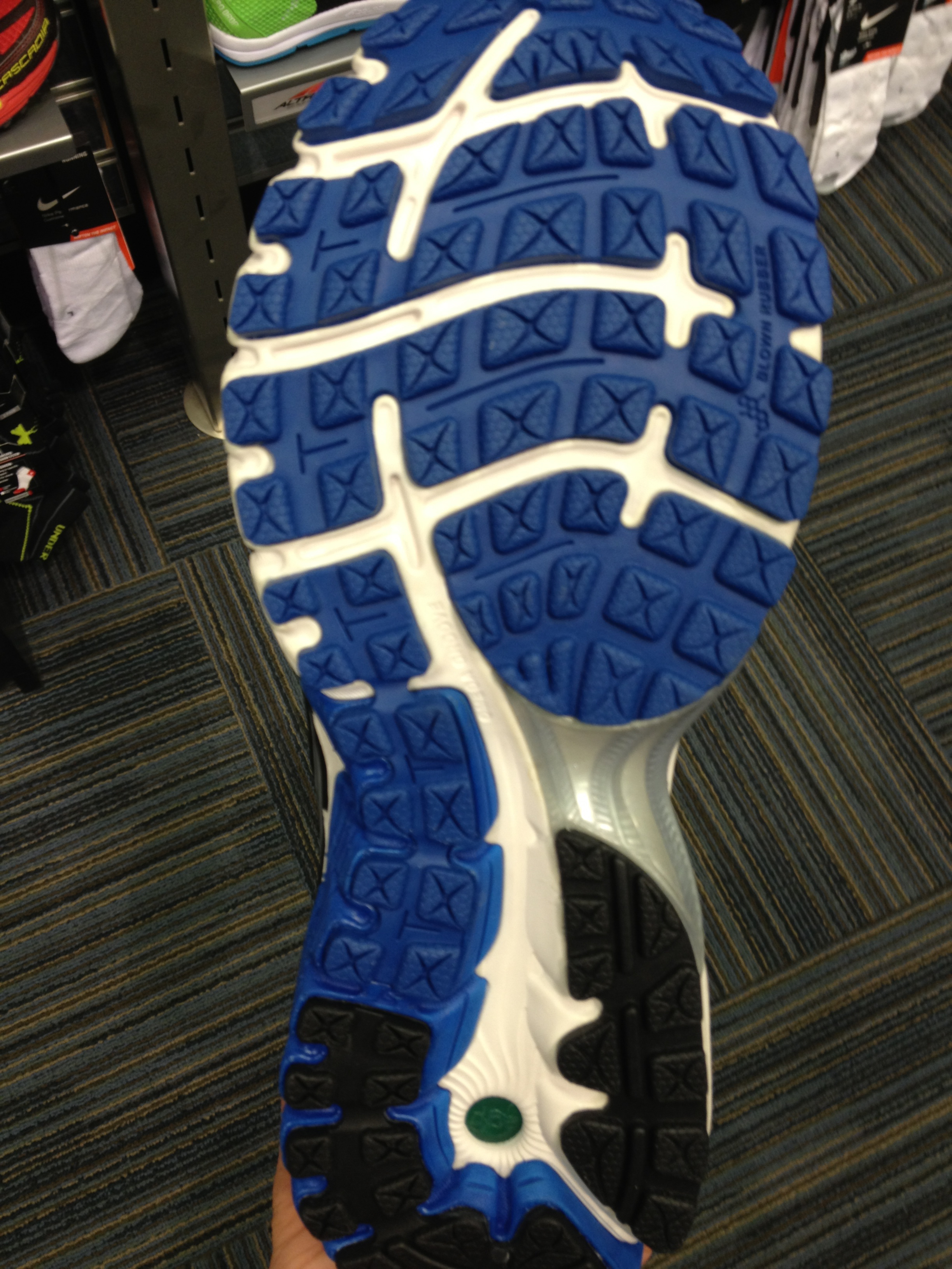 how to determine the right running shoes