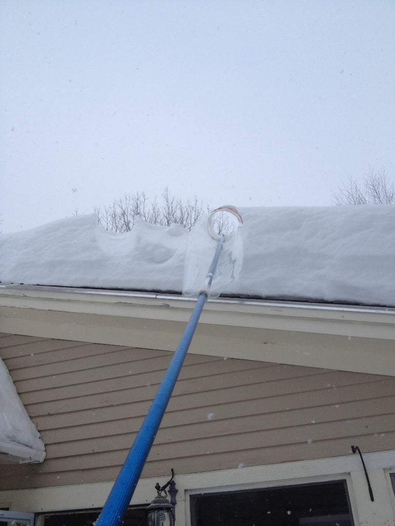 Roof Snow Rake Scooper Tool - Easy Diy Using A 5 Gallon Bucket, A Shower  Curtain, And A Pole : 3 Steps (With Pictures) - Instructables