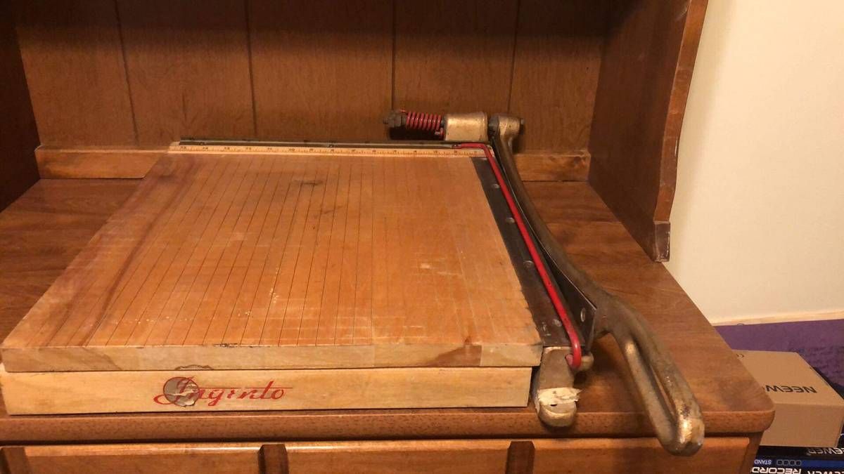 Ingento 15 inch paper cutter on Craig's List.jpg