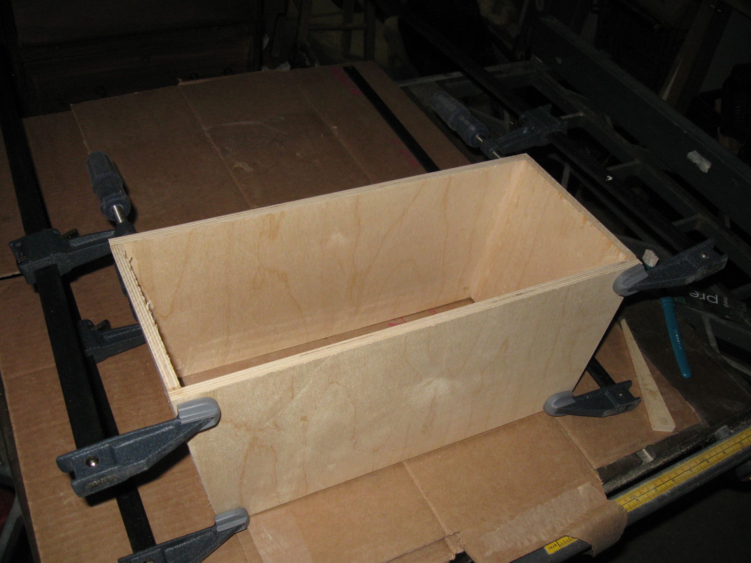 Roll Your Own Bongo Cajon 13 Steps (with Pictures) Instructables