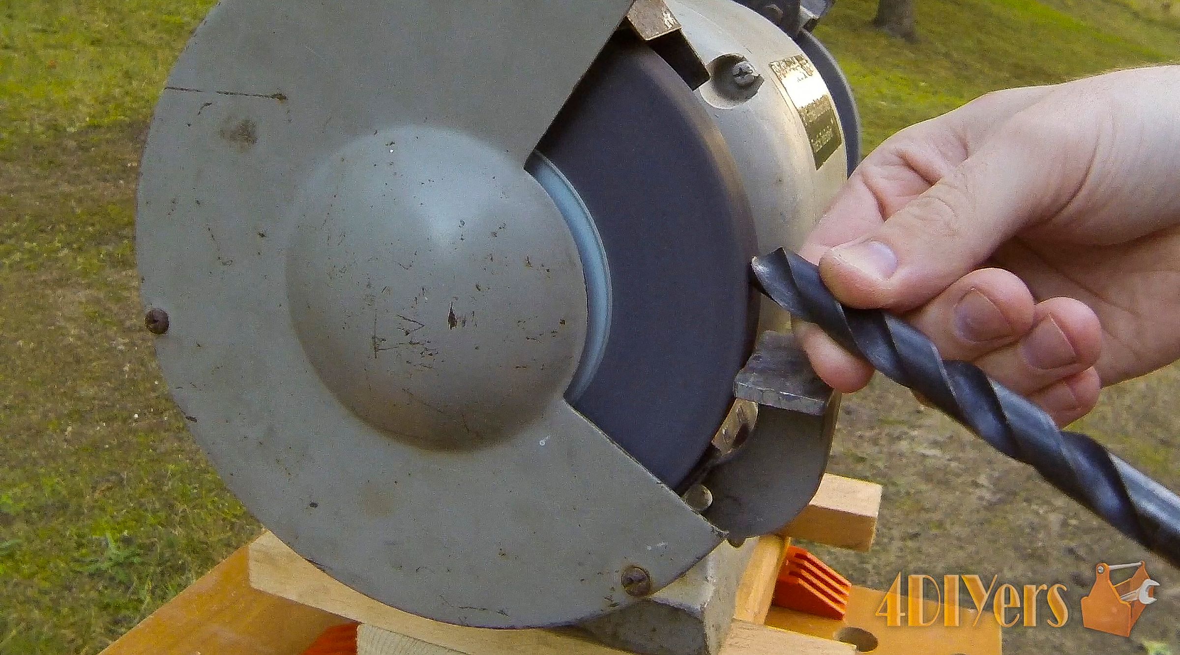 How to Sharpen a Drill Bit (with Pictures) Instructables