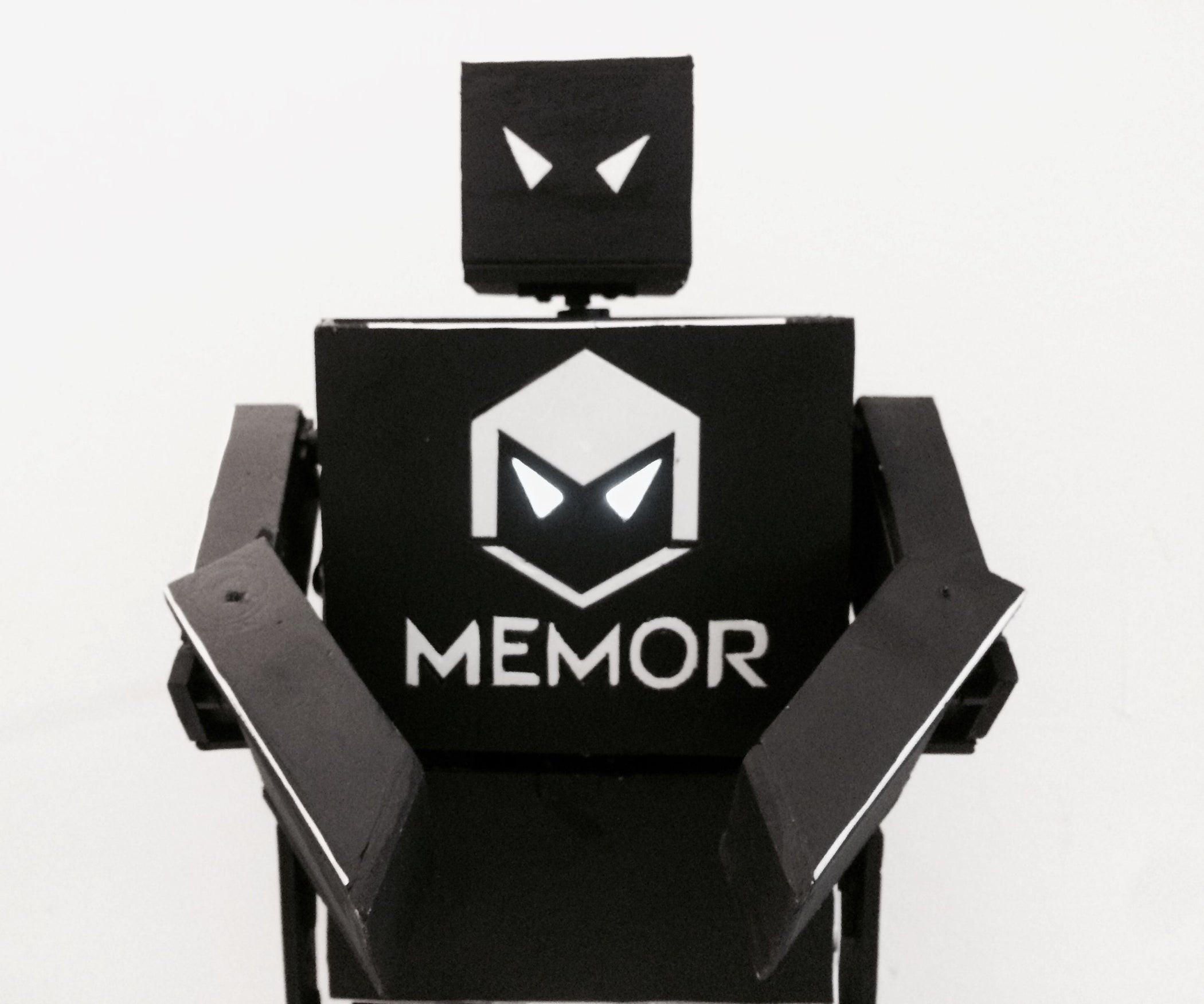 Humanoid Robot Memor : 9 Steps (with Pictures) - Instructables