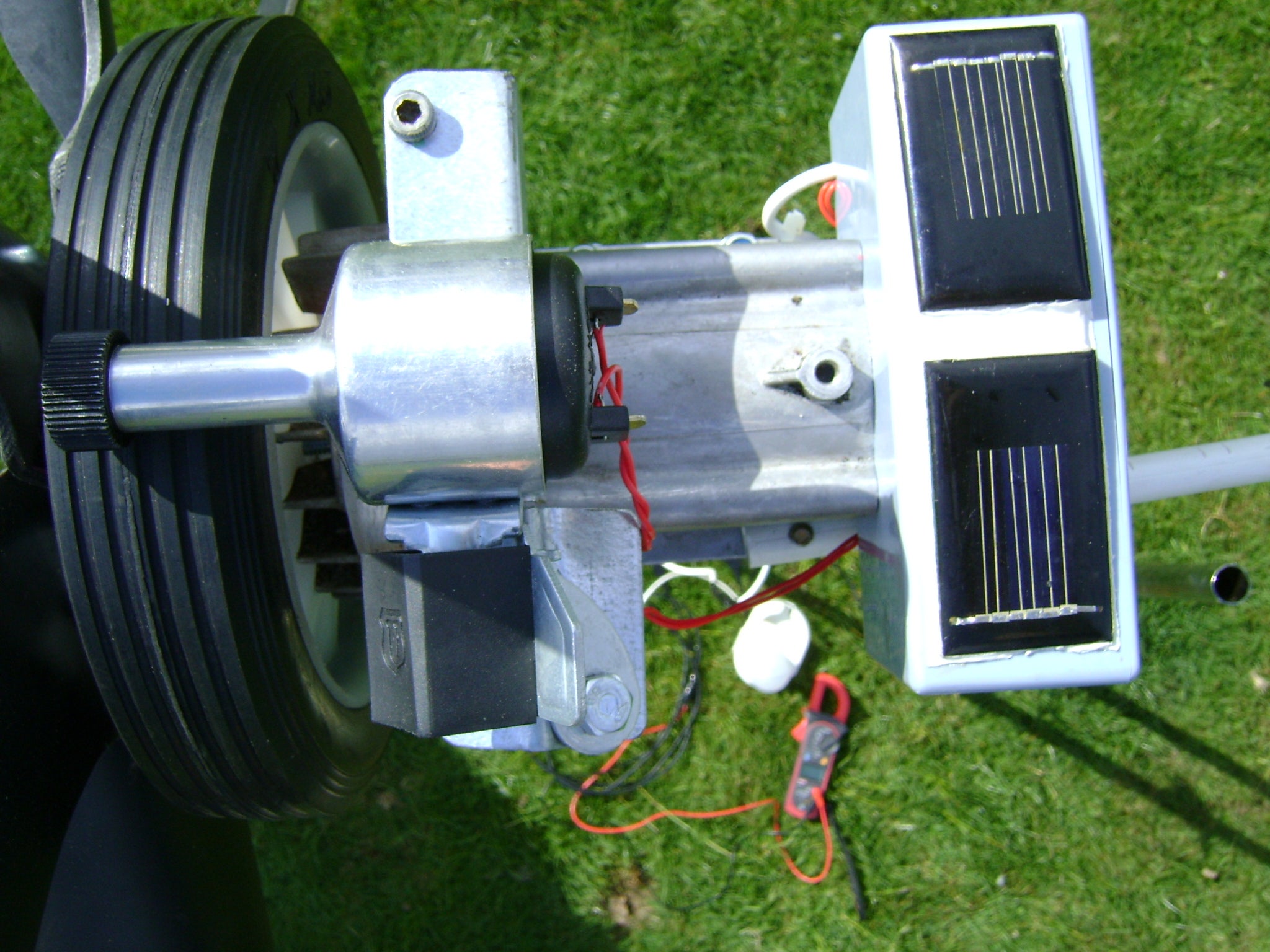 WIND AND SOLAR BATTERY CHARGER MADE FROM RECYCLED PARTS Instructables