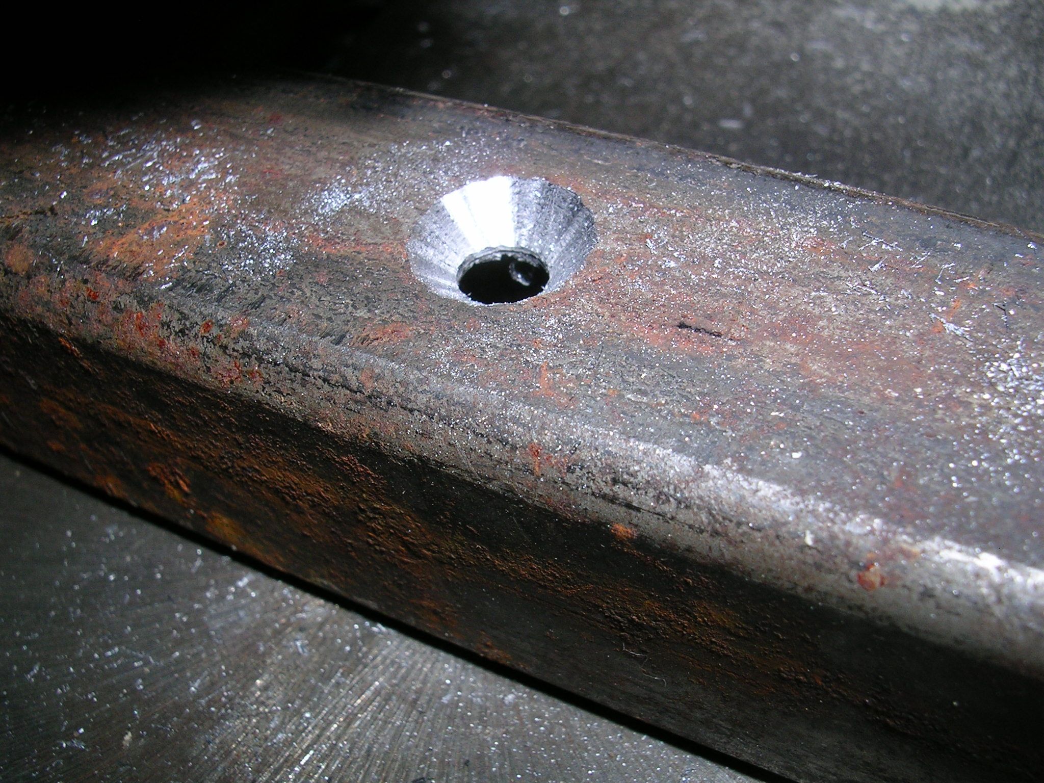 Simple Drill Jig for Drilling a Perfect Hole in a Sphere. 3 Steps