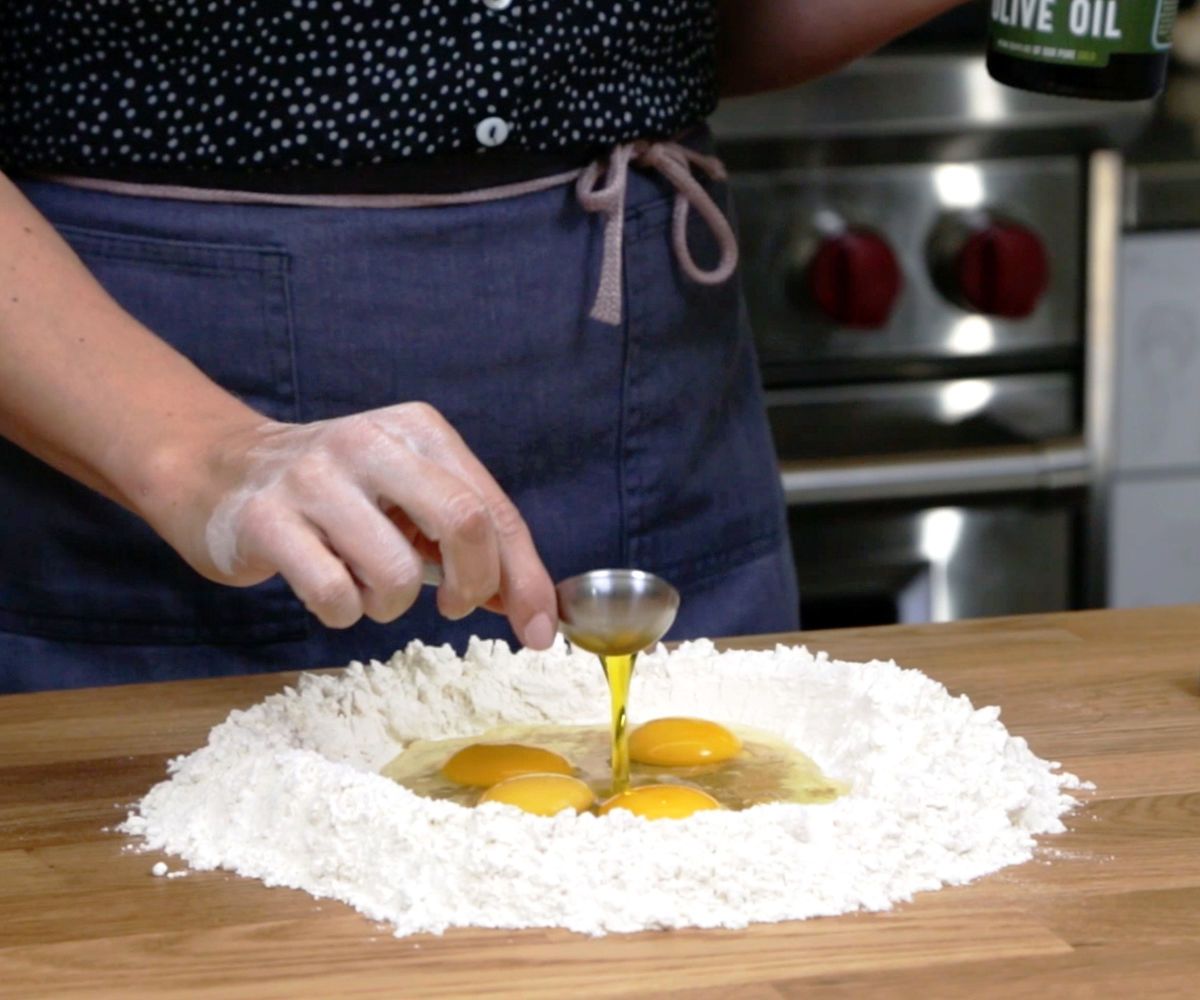 Egg Dough & Kneading Basics 4 Steps Instructables