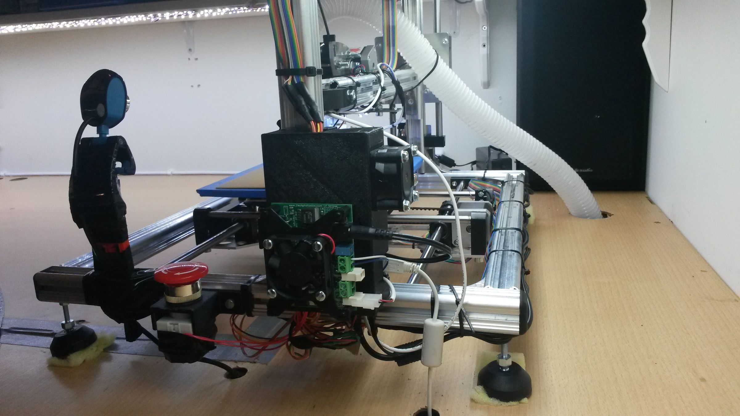 Modify Velleman K8200 3d Printer to Laser Cutting. 5 Steps