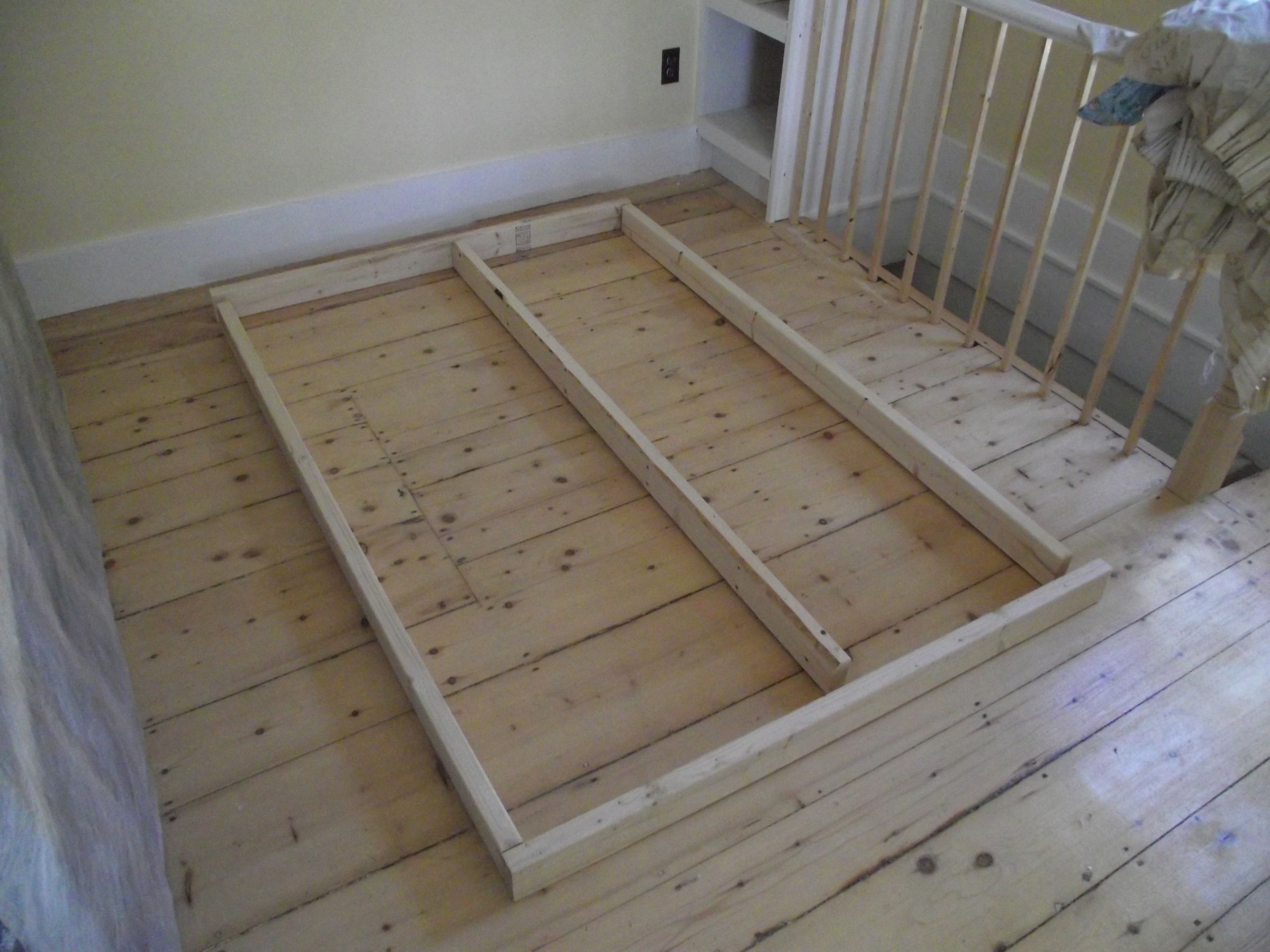 2X4 Twin Bed Frame Diy / How To Build A 2x4 Twin Bed Step By Step Instructions With Pictures