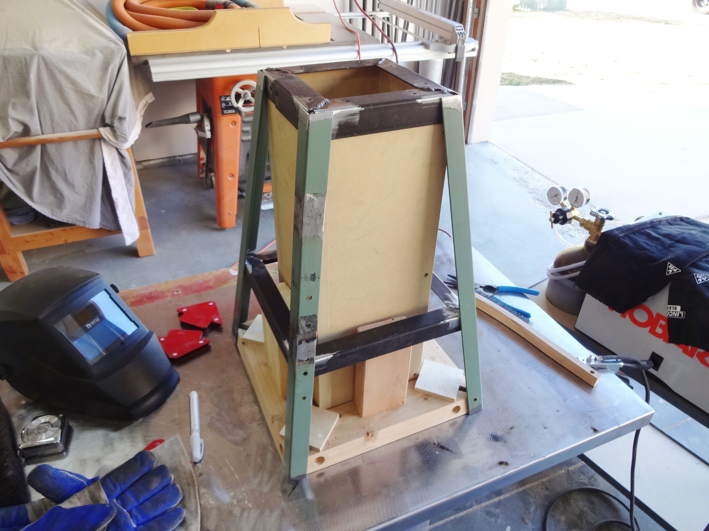 Make a Simple Welded Bar Stool 11 Steps (with Pictures) Instructables