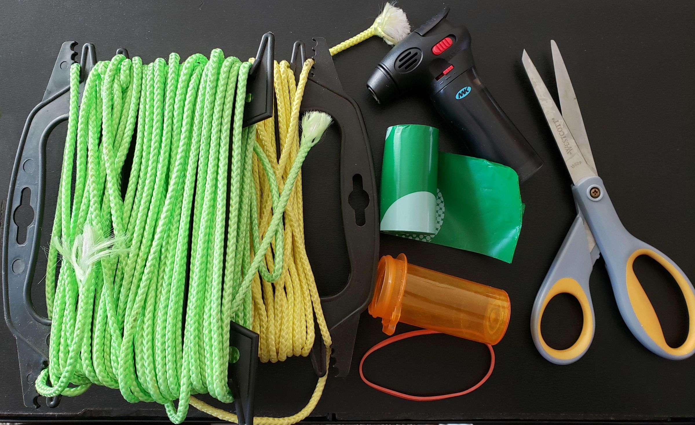 Easy Paracord and Med Bottle Dog Poop Bag Holder (with Pictures