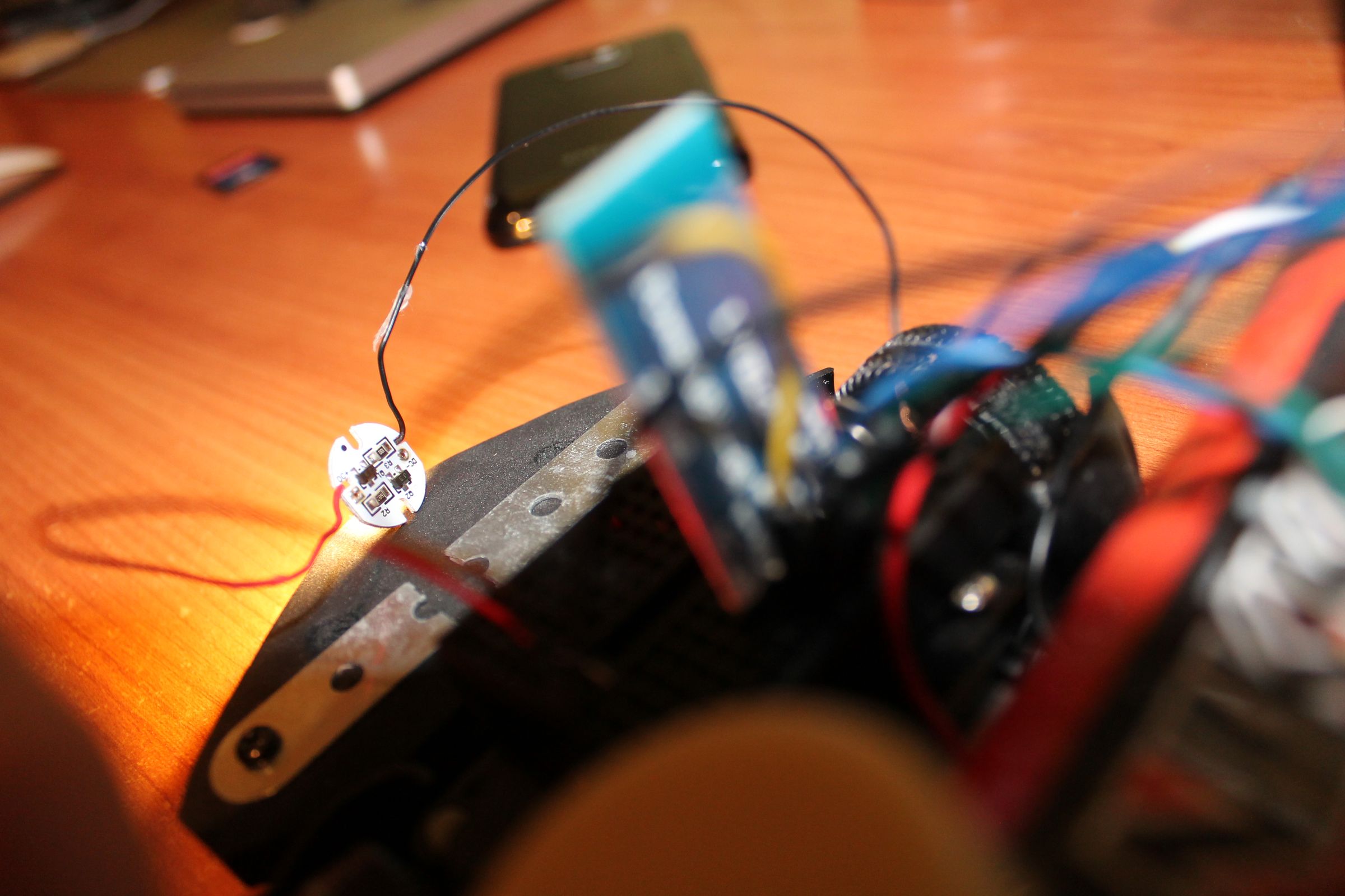 Arduino RC Car Bluetooth Con Motor Shield 4 Steps Instructables