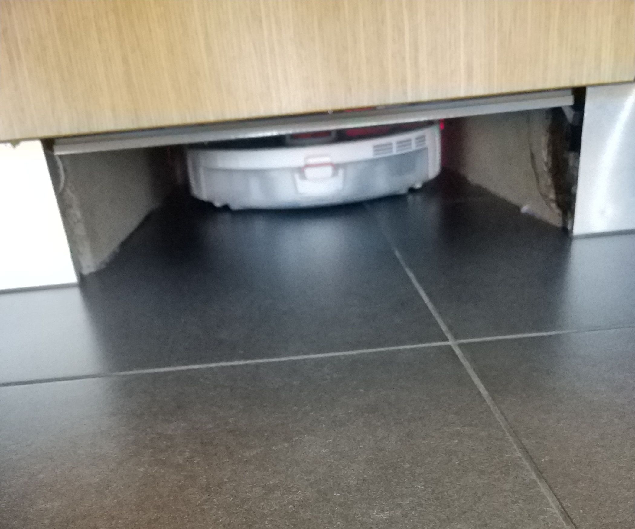 Automatic Door for Smart Vacuum Robot With Arduino 3 Steps