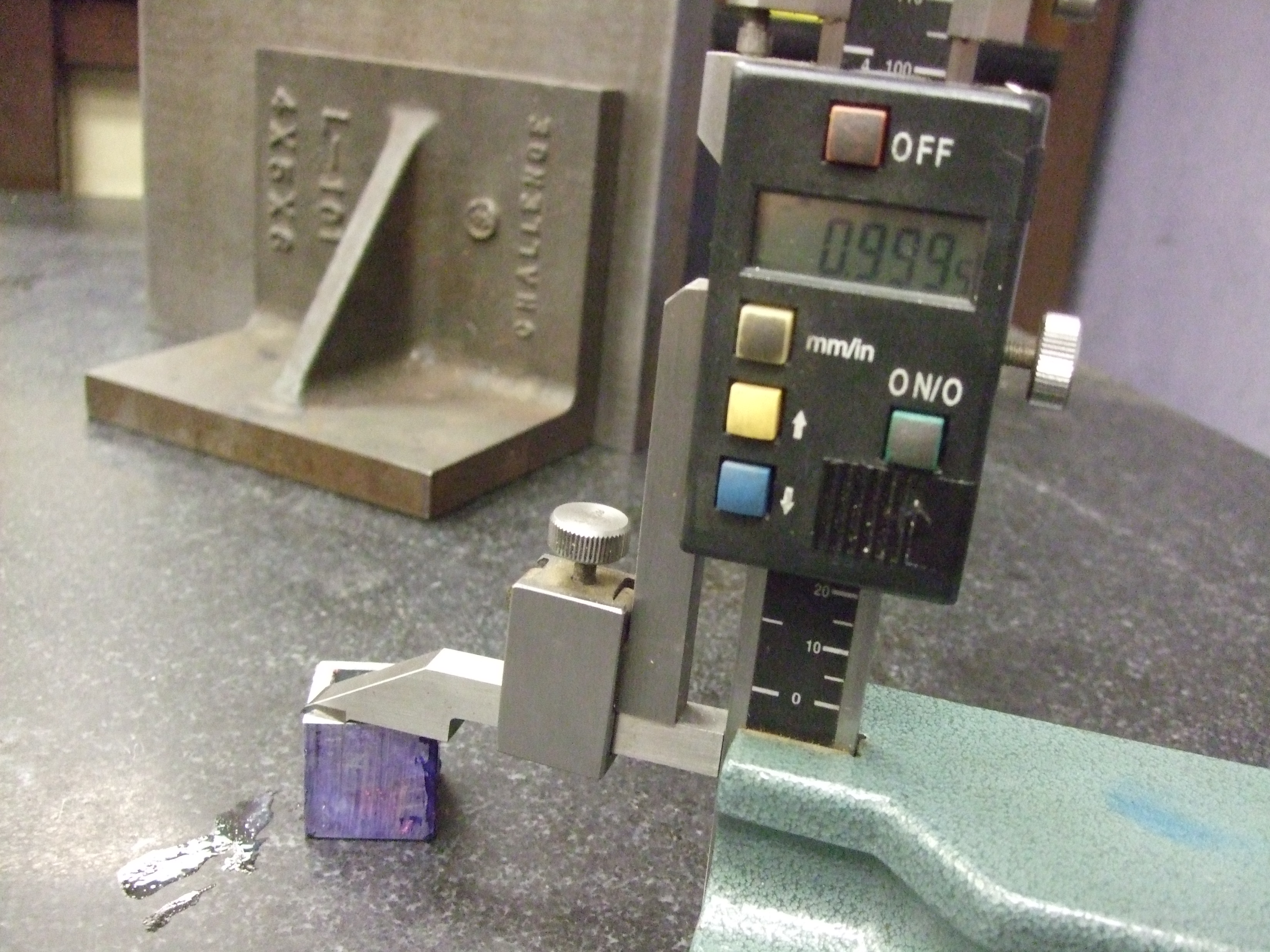 How to Use a Horizontal Bandsaw (With Accuracy and Precision) 7 Steps