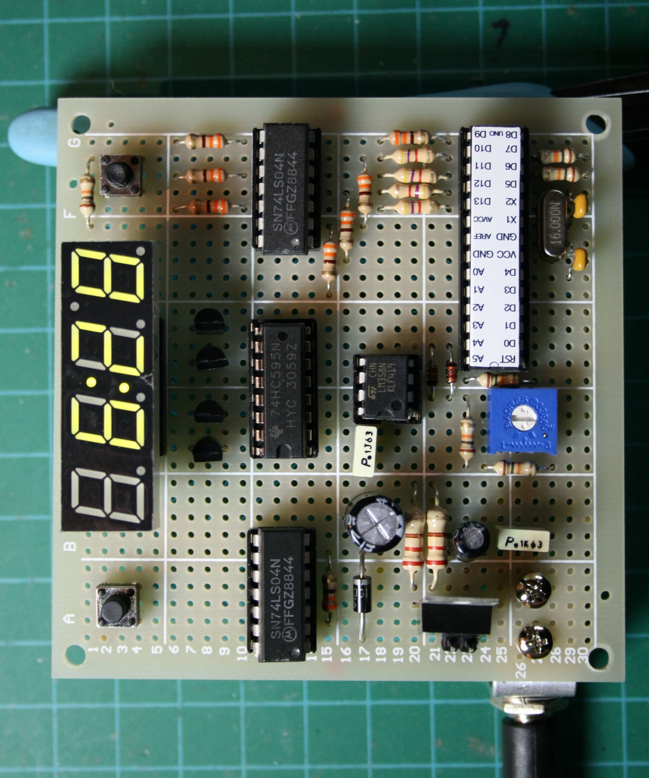 Arduino Digital Clock Synchronized by the 60Hz Power Line : 8 Steps ...