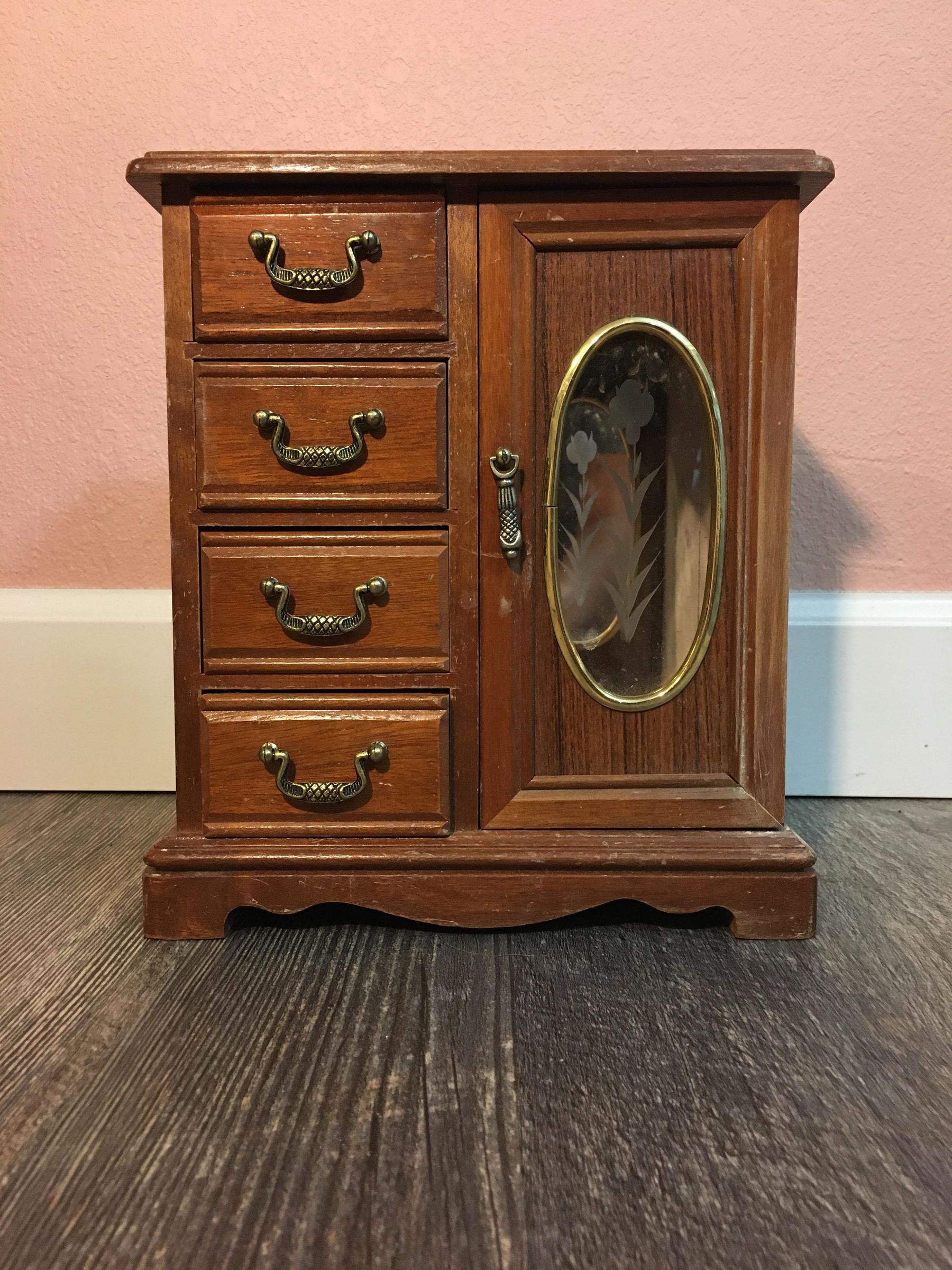 How to Revamp an Old Jewelry Box 7 Steps Instructables