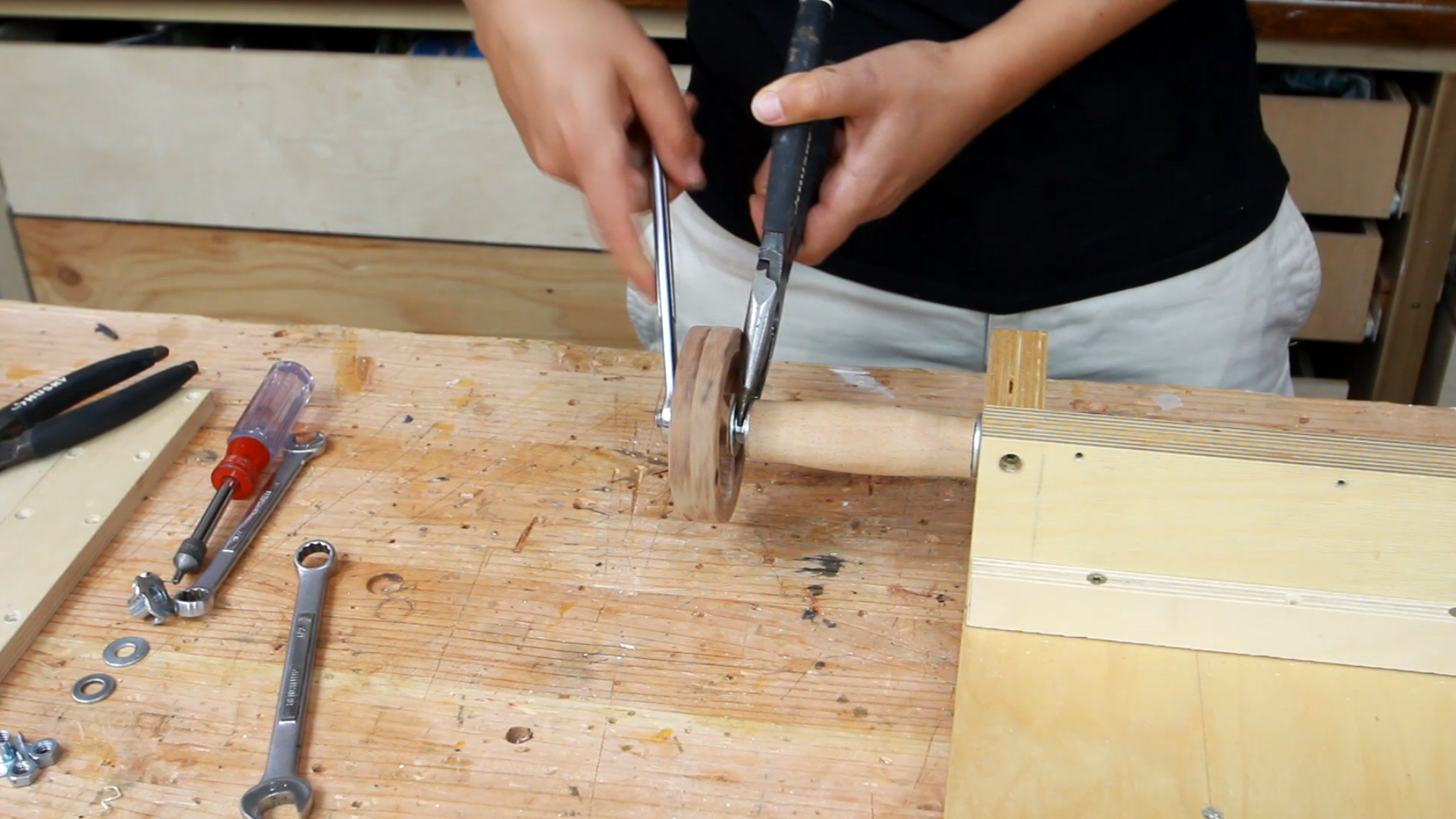 How to Build a Variable Box Joint Jig 11 Steps (with Pictures