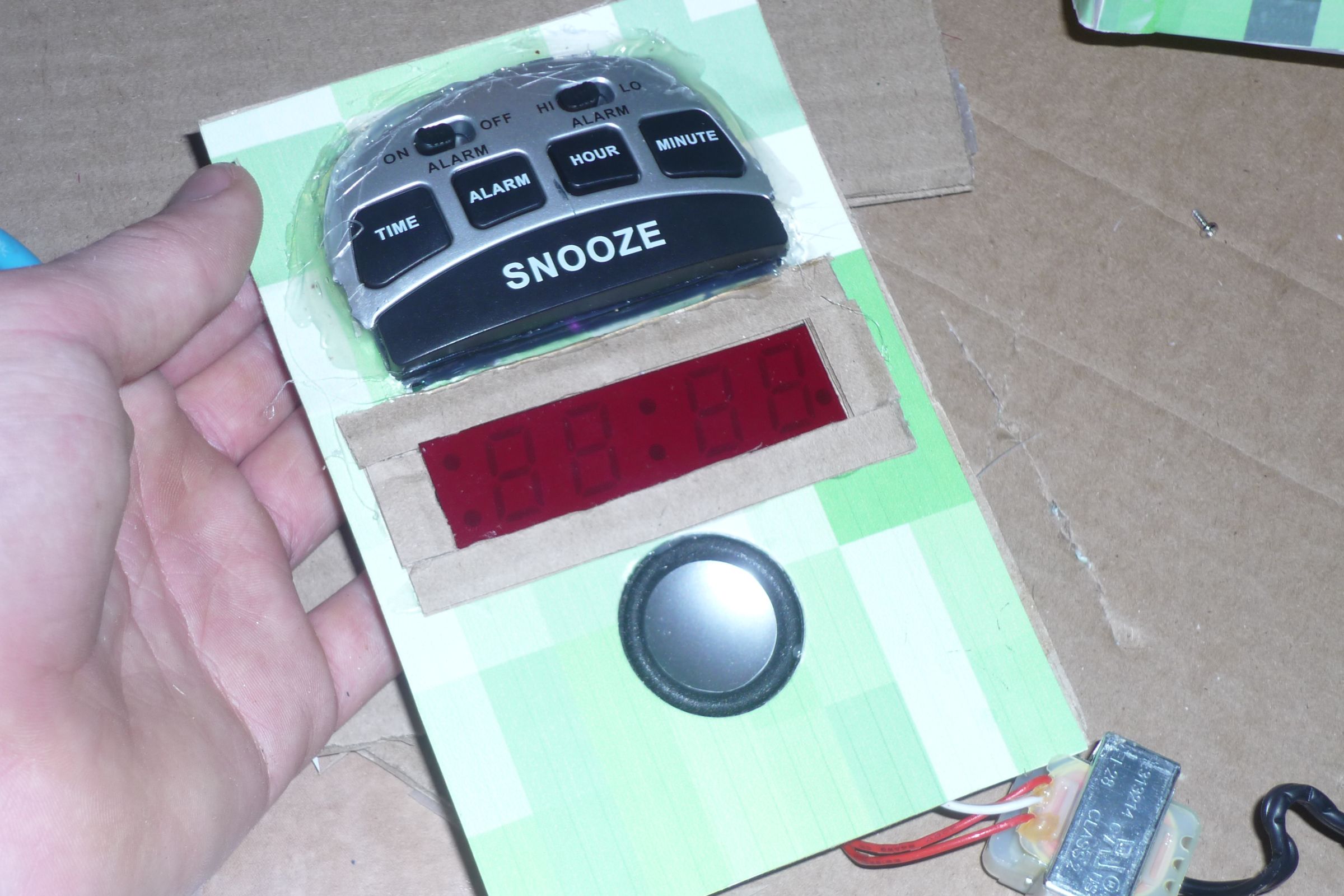 MineCraft Creeper Alarm Clock 8 Steps Instructables