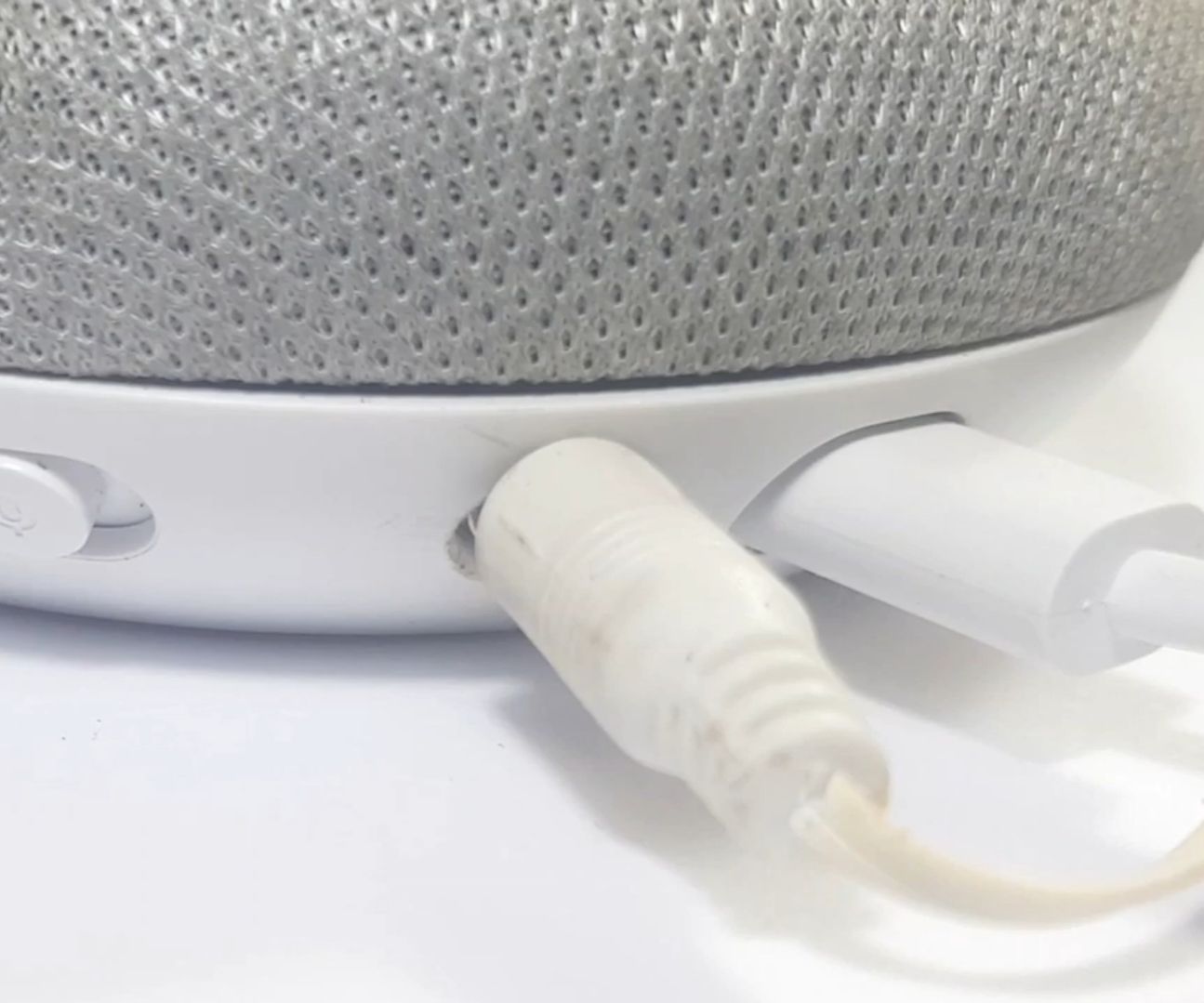 google home aux