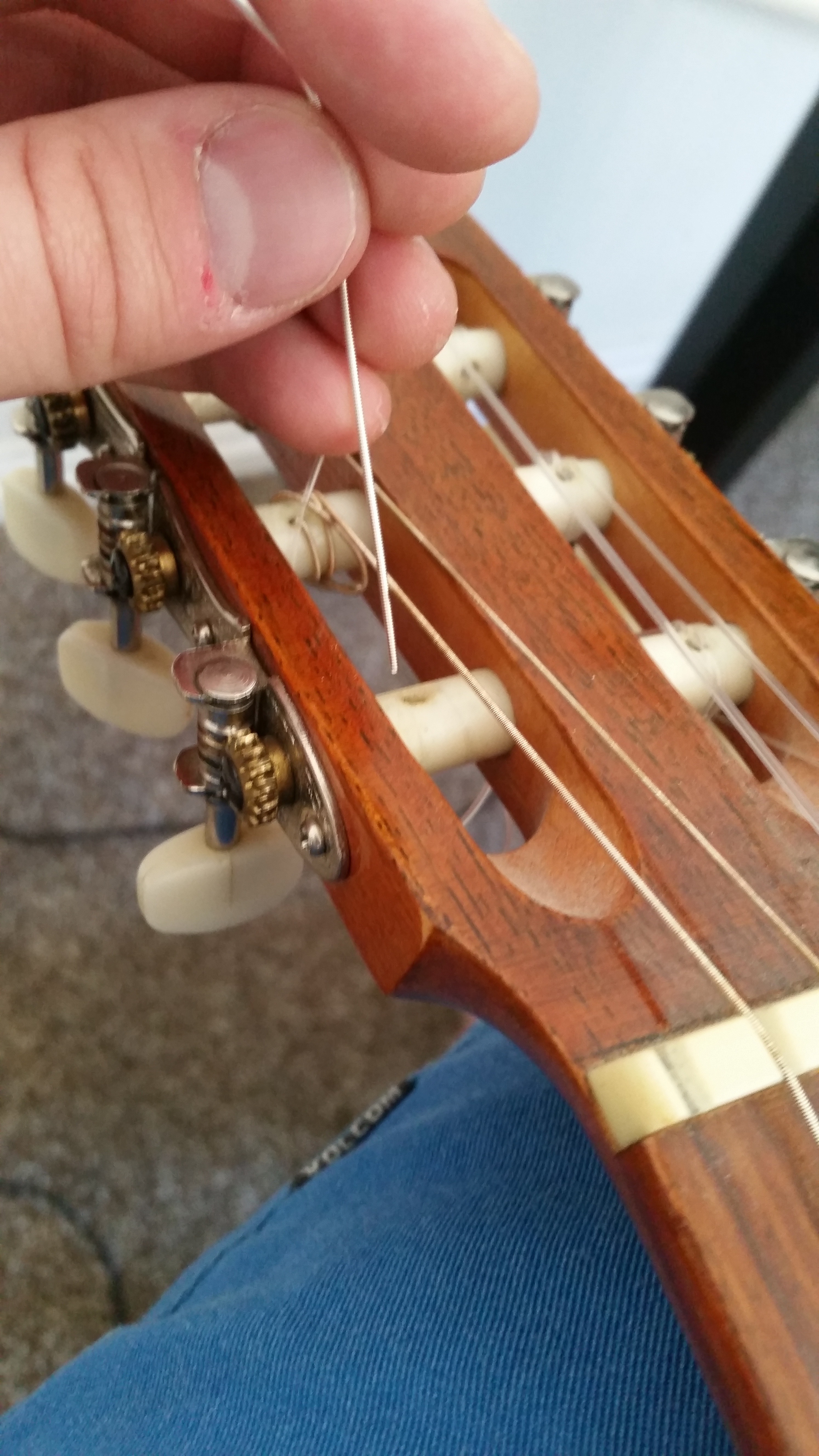 How to Restring a Classical Guitar 11 Steps (with Pictures