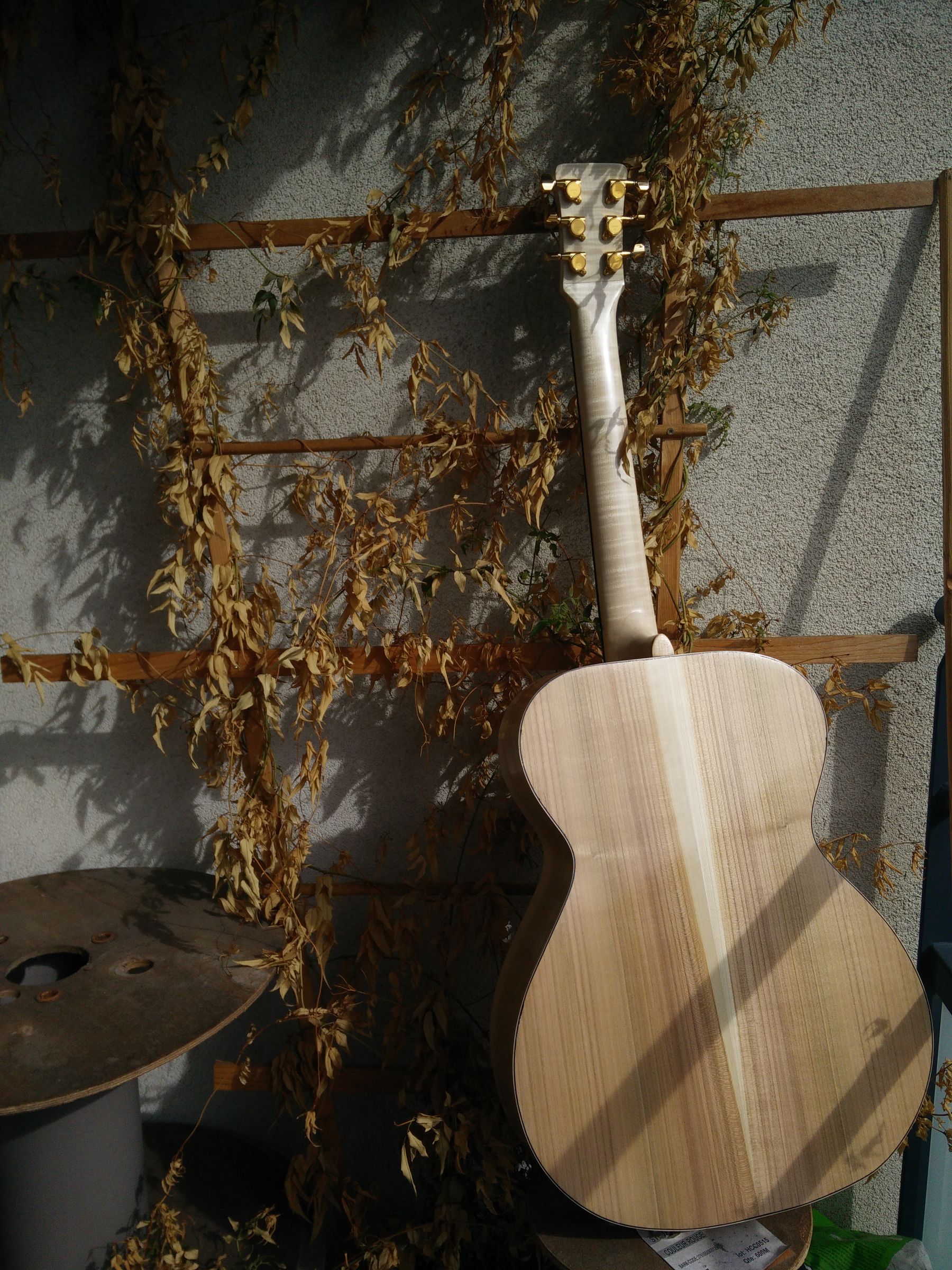 How to Make an Acoustic Guitar 27 Steps (with Pictures) Instructables