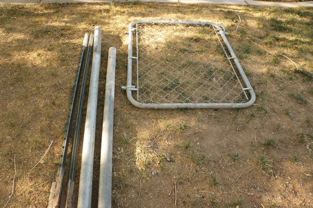 Cheap Easy Dog Run To Build 6 Steps Instructables Cheap Easy Dog Run To Build 6 Steps Instructables