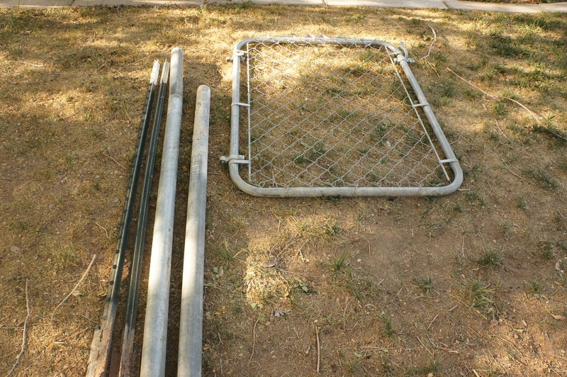 Cheap Easy Dog Run To Build 6 Steps Instructables Cheap Easy Dog Run To Build 6 Steps Instructables