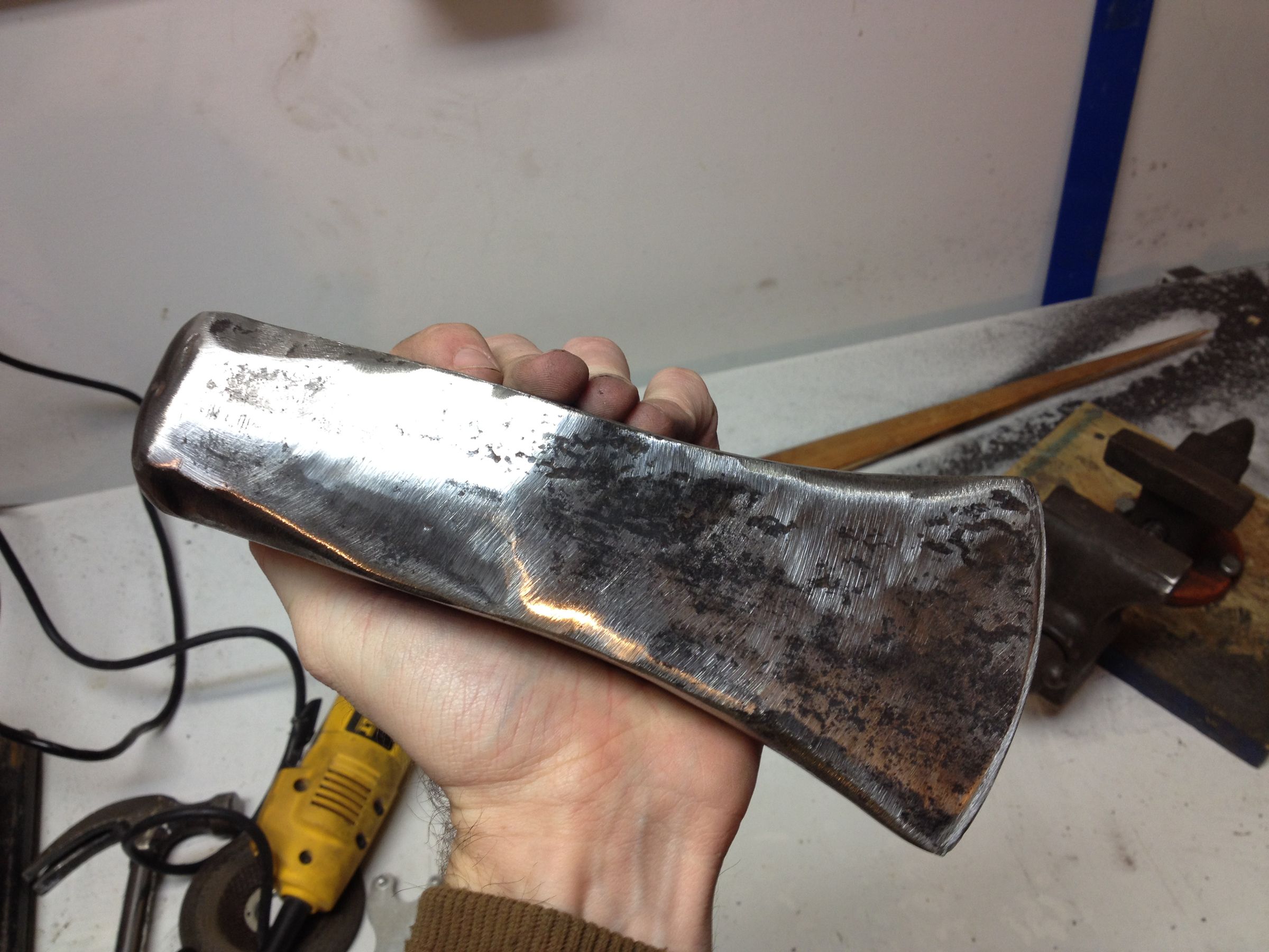 How to Rehandle an Axe... 6 Steps (with Pictures) Instructables