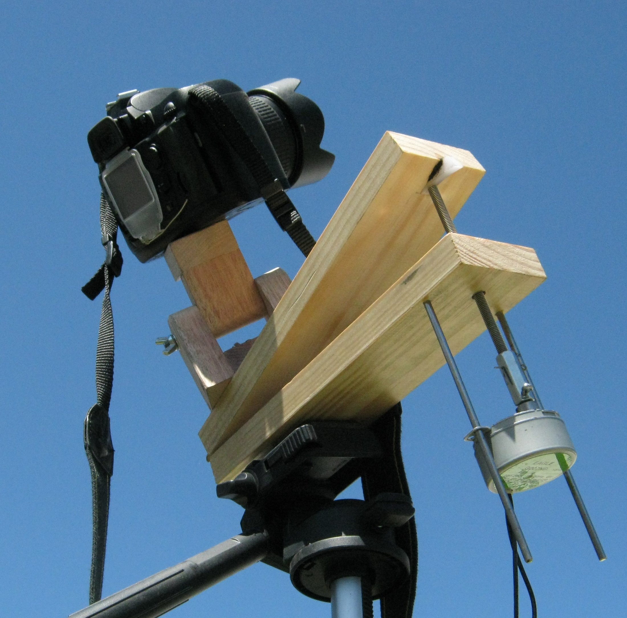 Build a Motorized Barn Door Tracker...