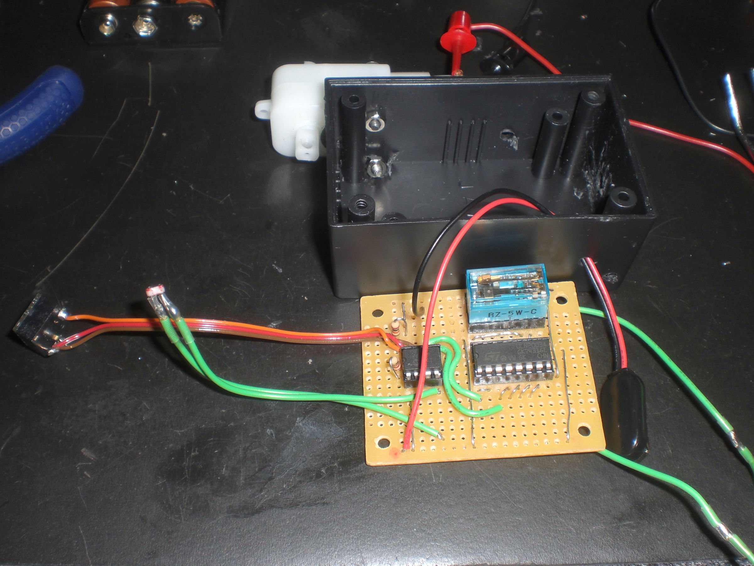 Automatic Window Blinds Controller (PICAXE) 16 Steps (with Pictures