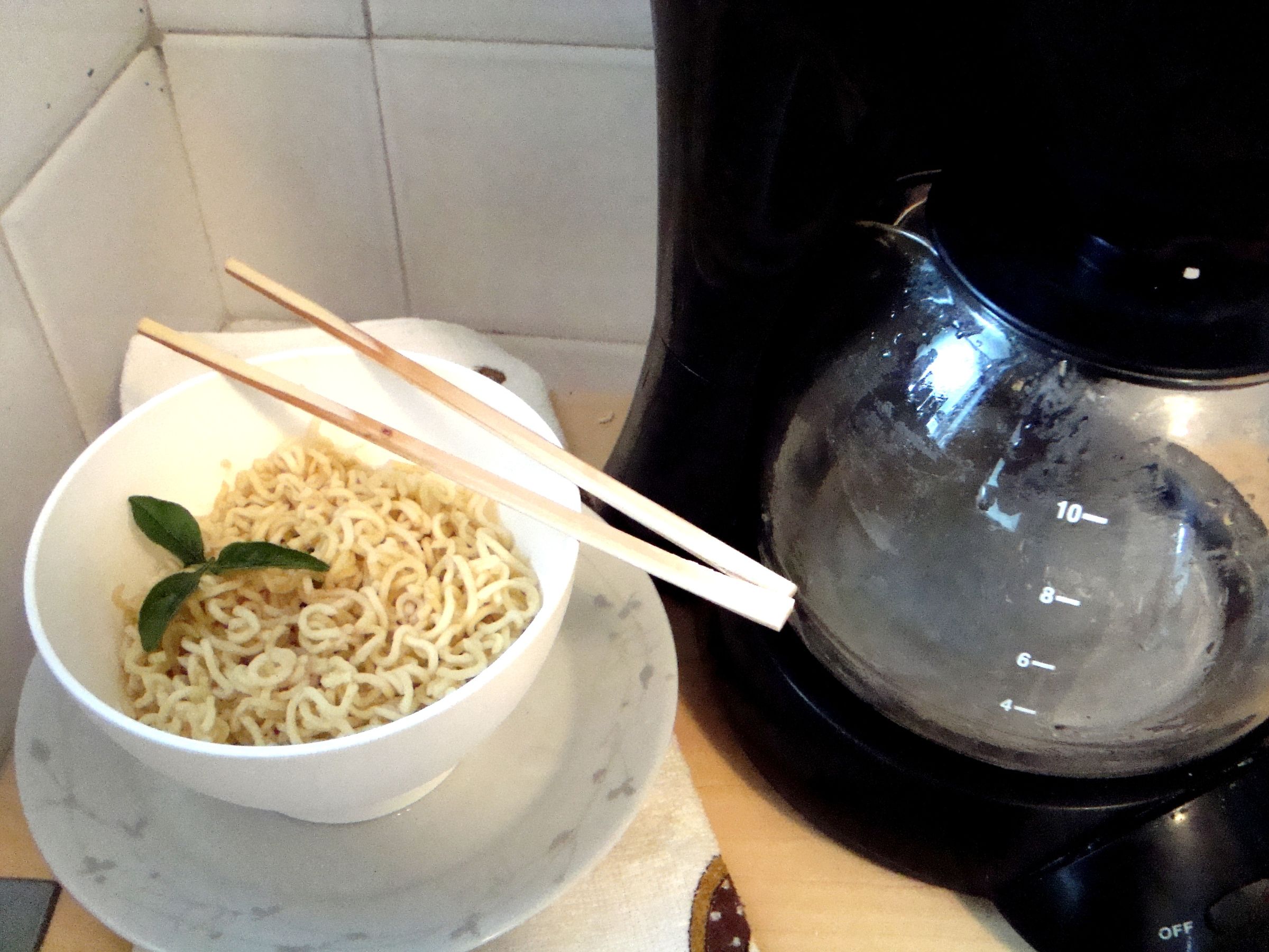 Step-by-step guide for ramen noodle with a coffee maker :d DIY Project DIY project