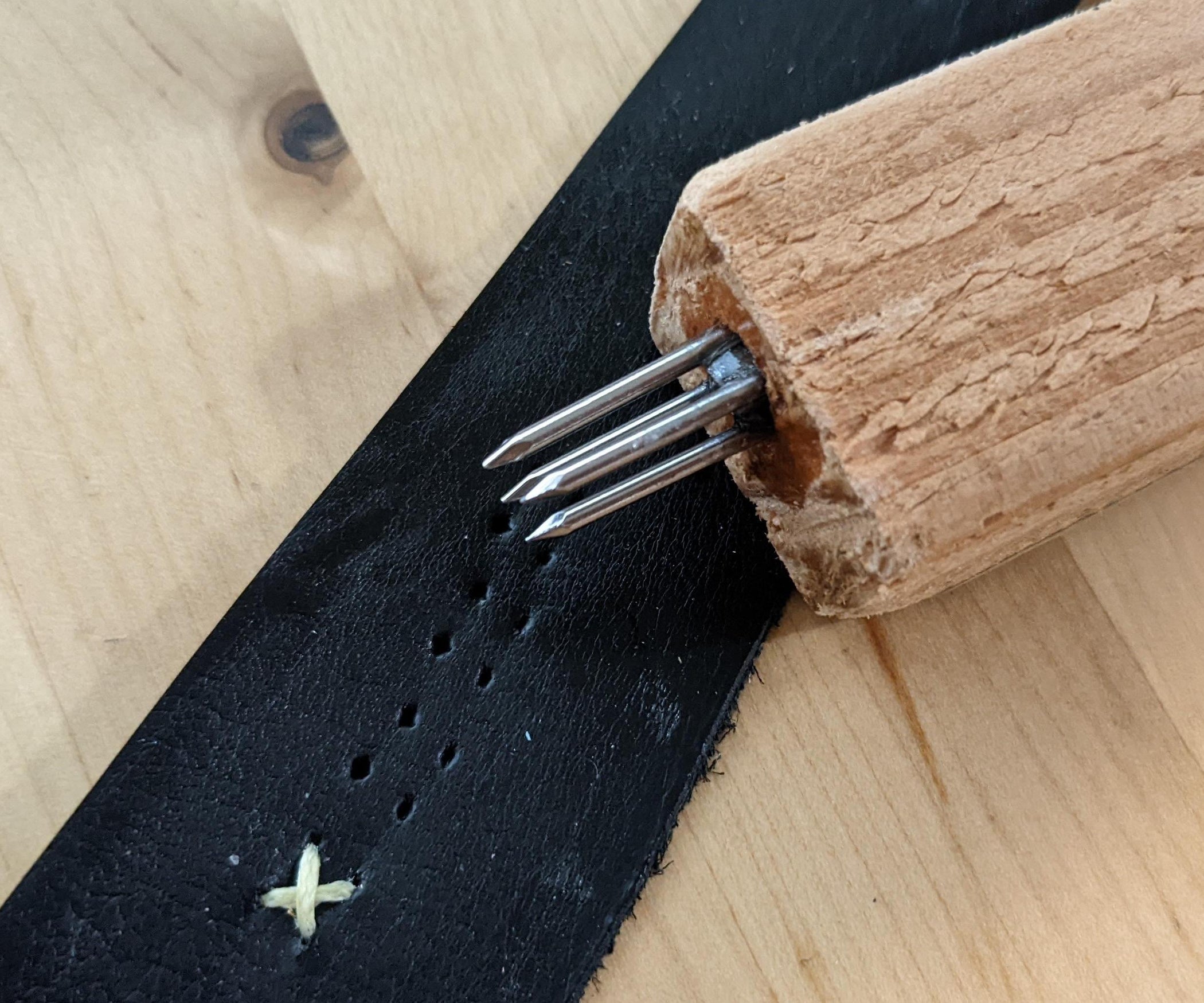 4Prong Square Leather Lacing Chisel 5 Steps (with Pictures